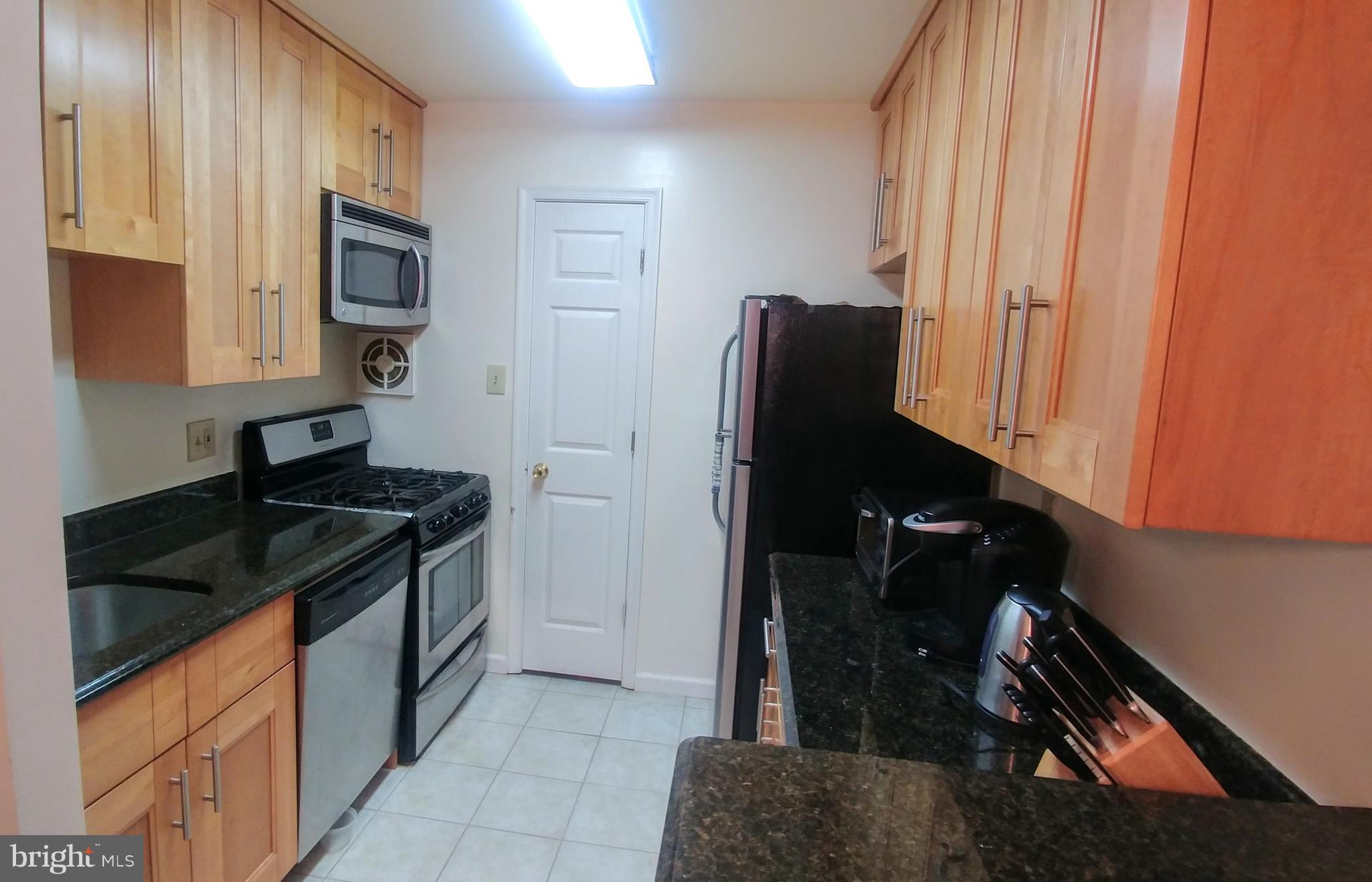 MC LEAN CHASE - Residential Lease