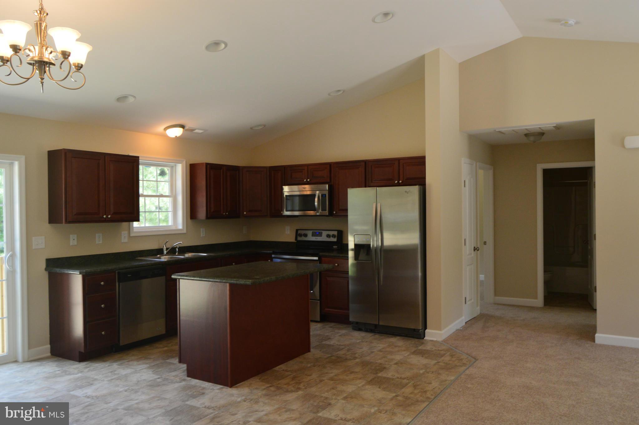 KENT ISLAND ESTATES - Residential Lease