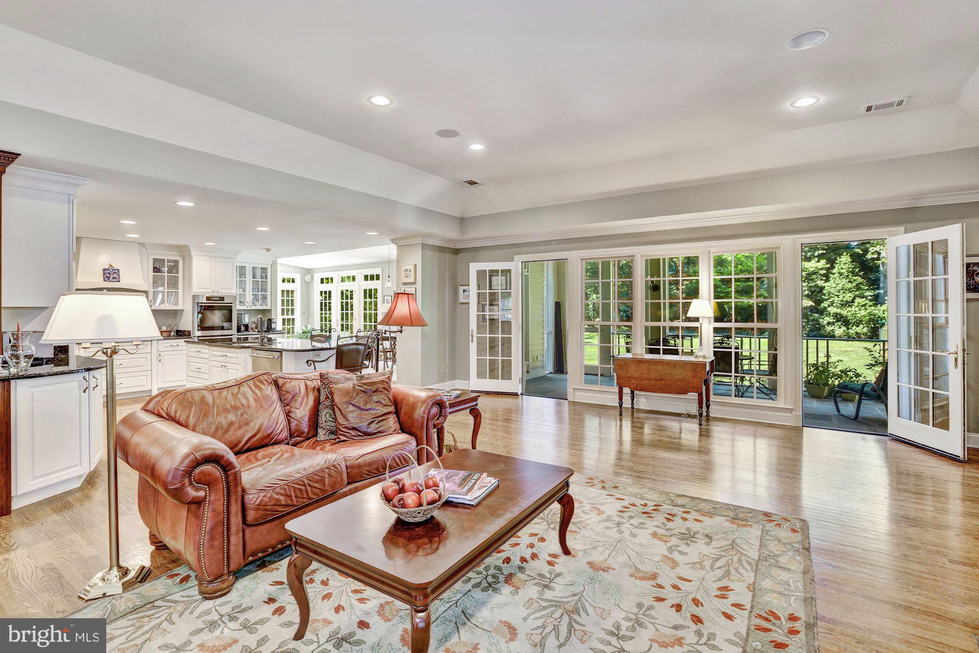 POTOMAC FALLS - Residential