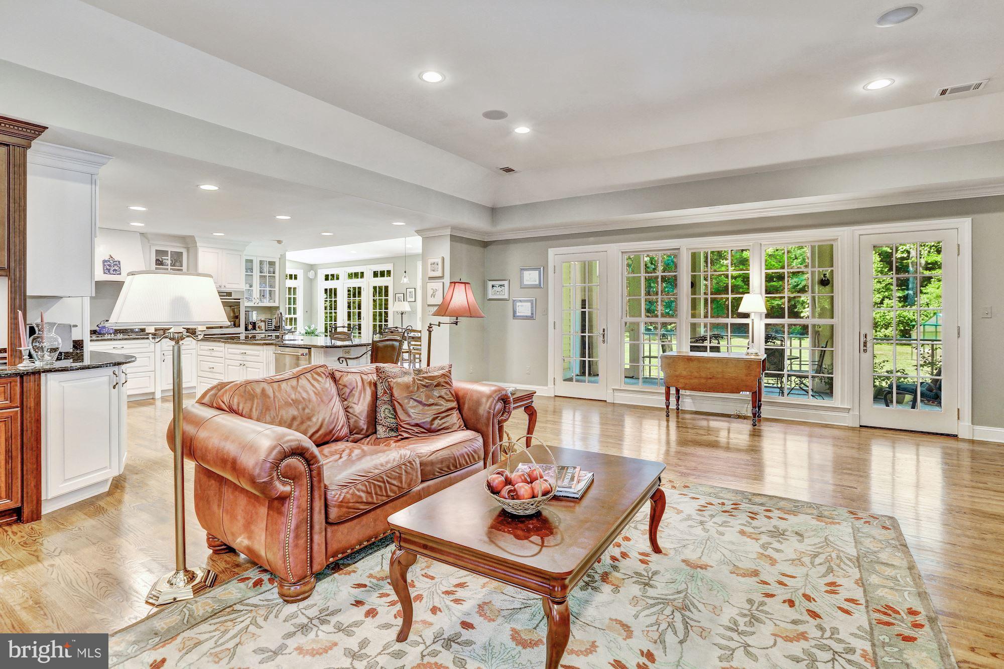 POTOMAC FALLS - Residential