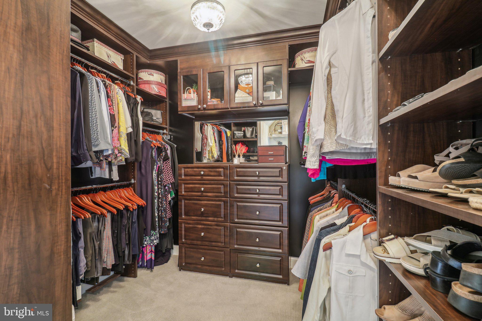 FINEGAN FARM - Residential