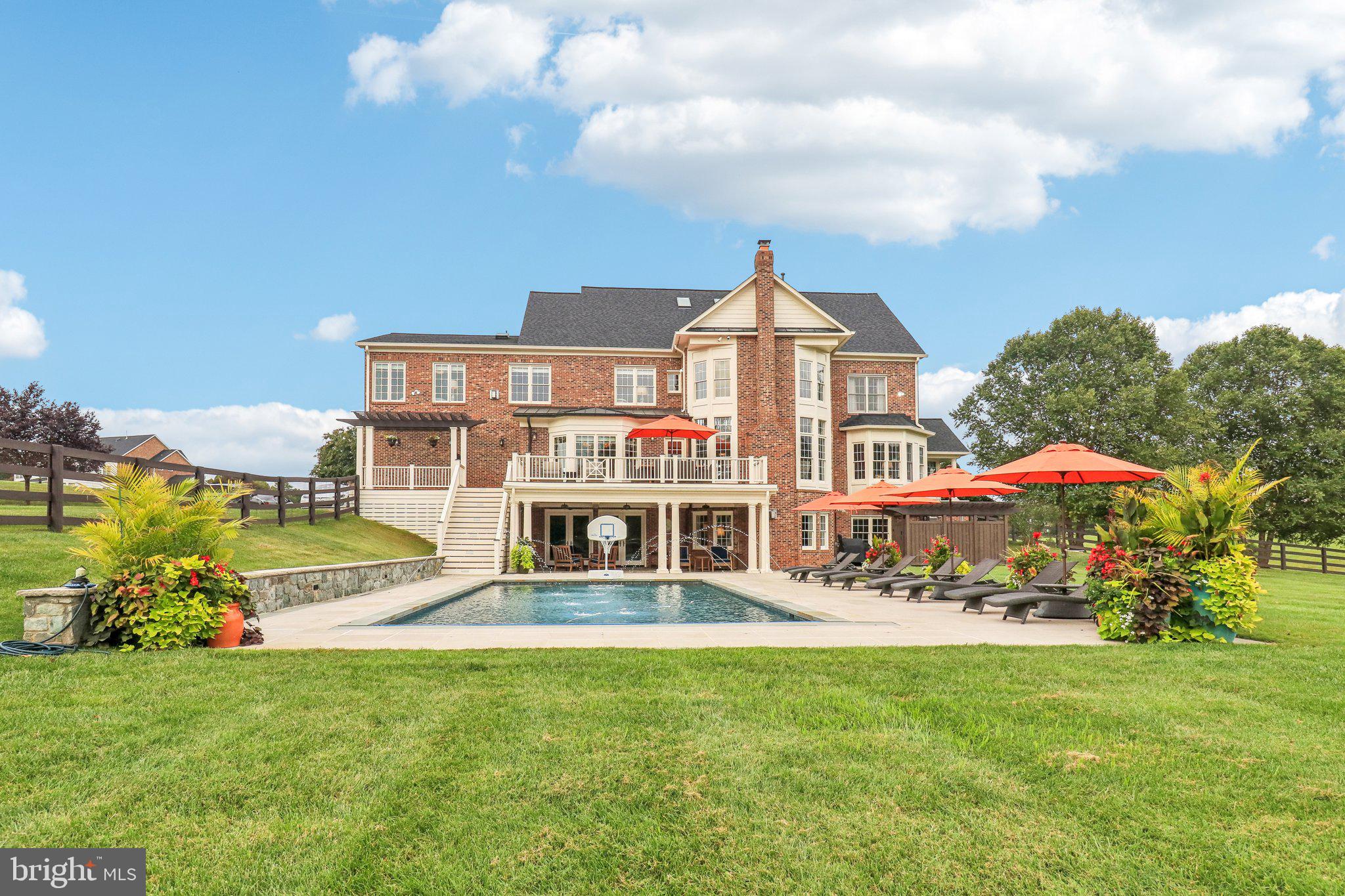 FINEGAN FARM - Residential