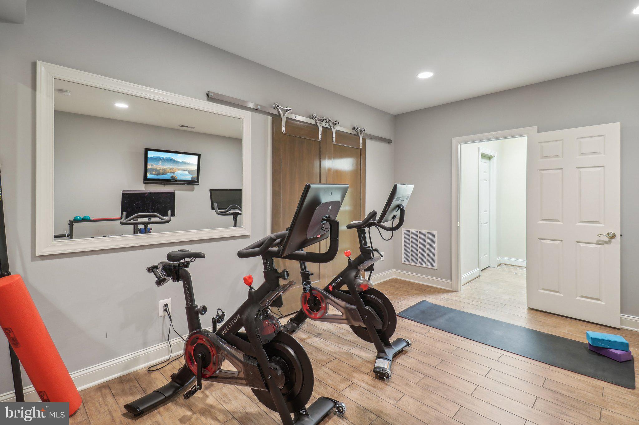 FINEGAN FARM - Residential