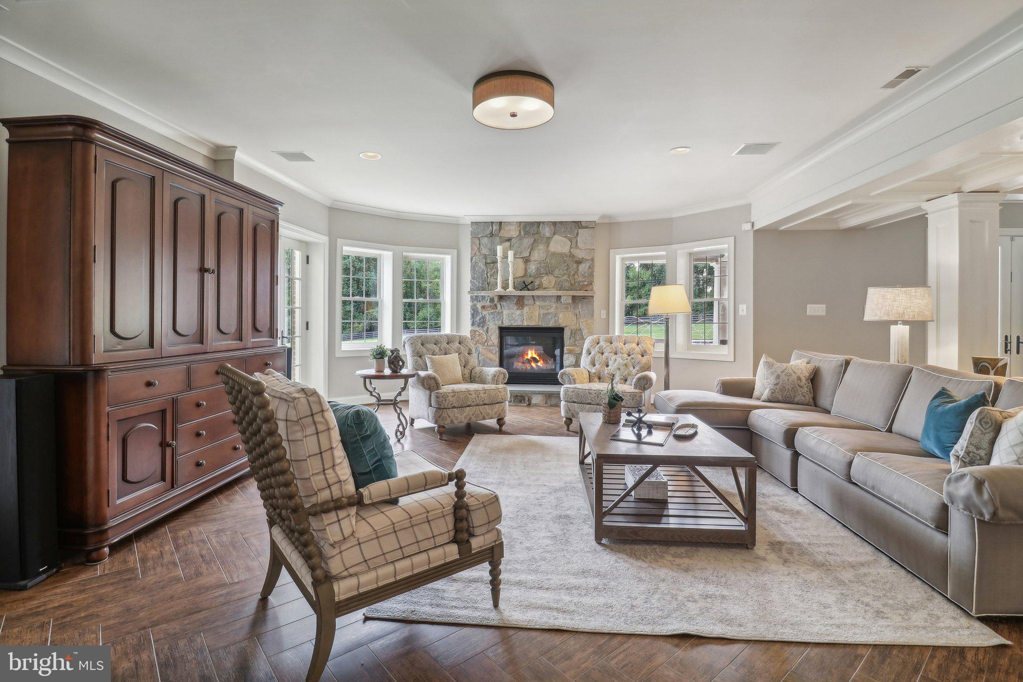 FINEGAN FARM - Residential