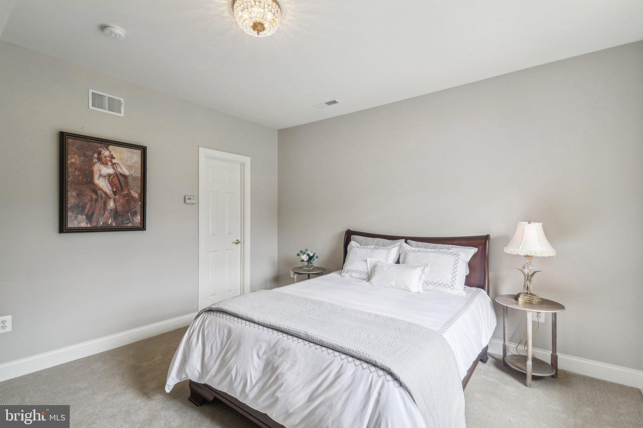 FINEGAN FARM - Residential