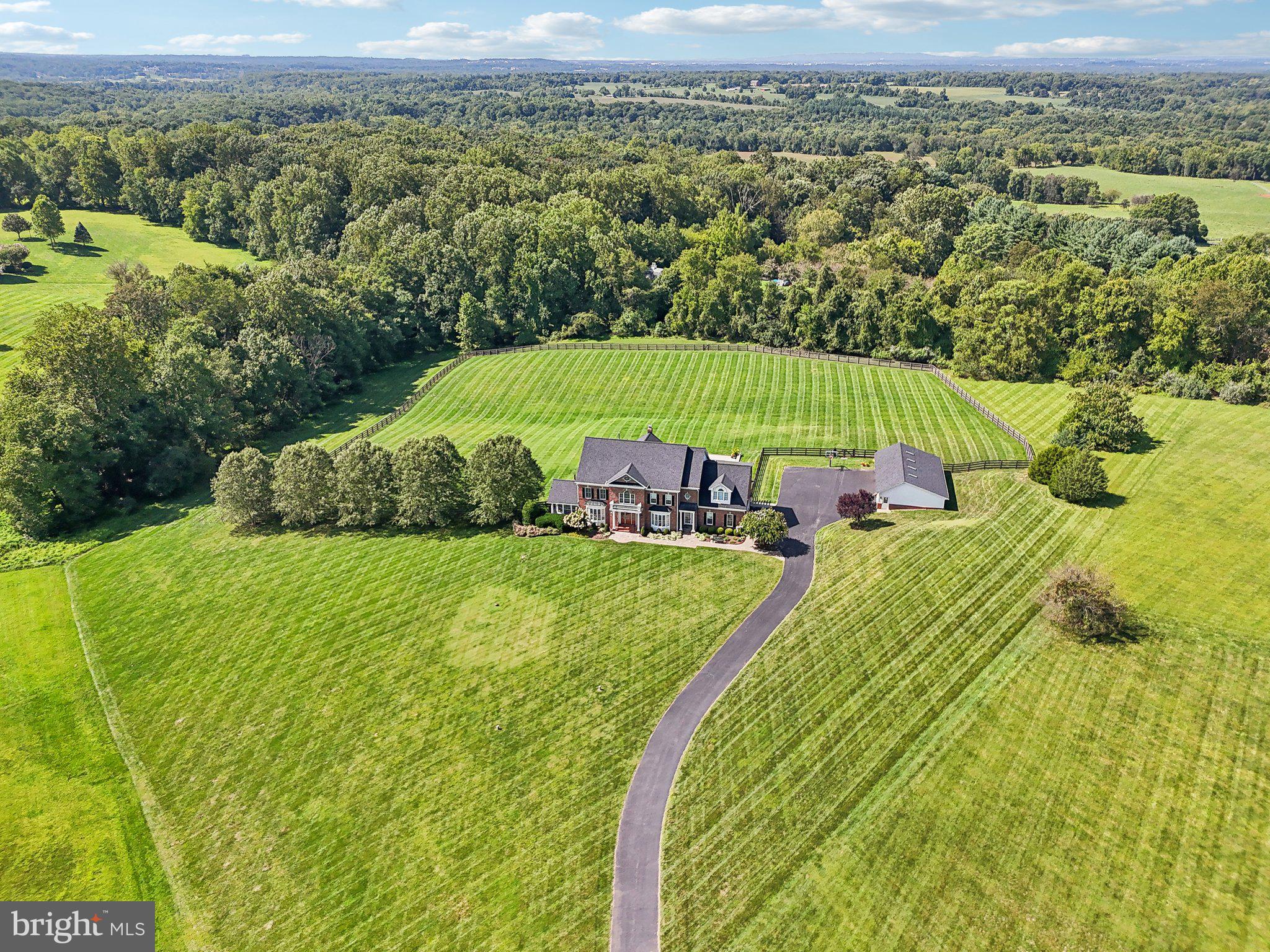 FINEGAN FARM - Residential
