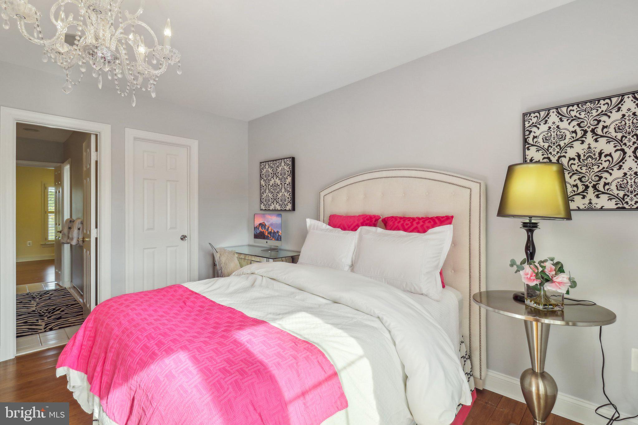 FINEGAN FARM - Residential