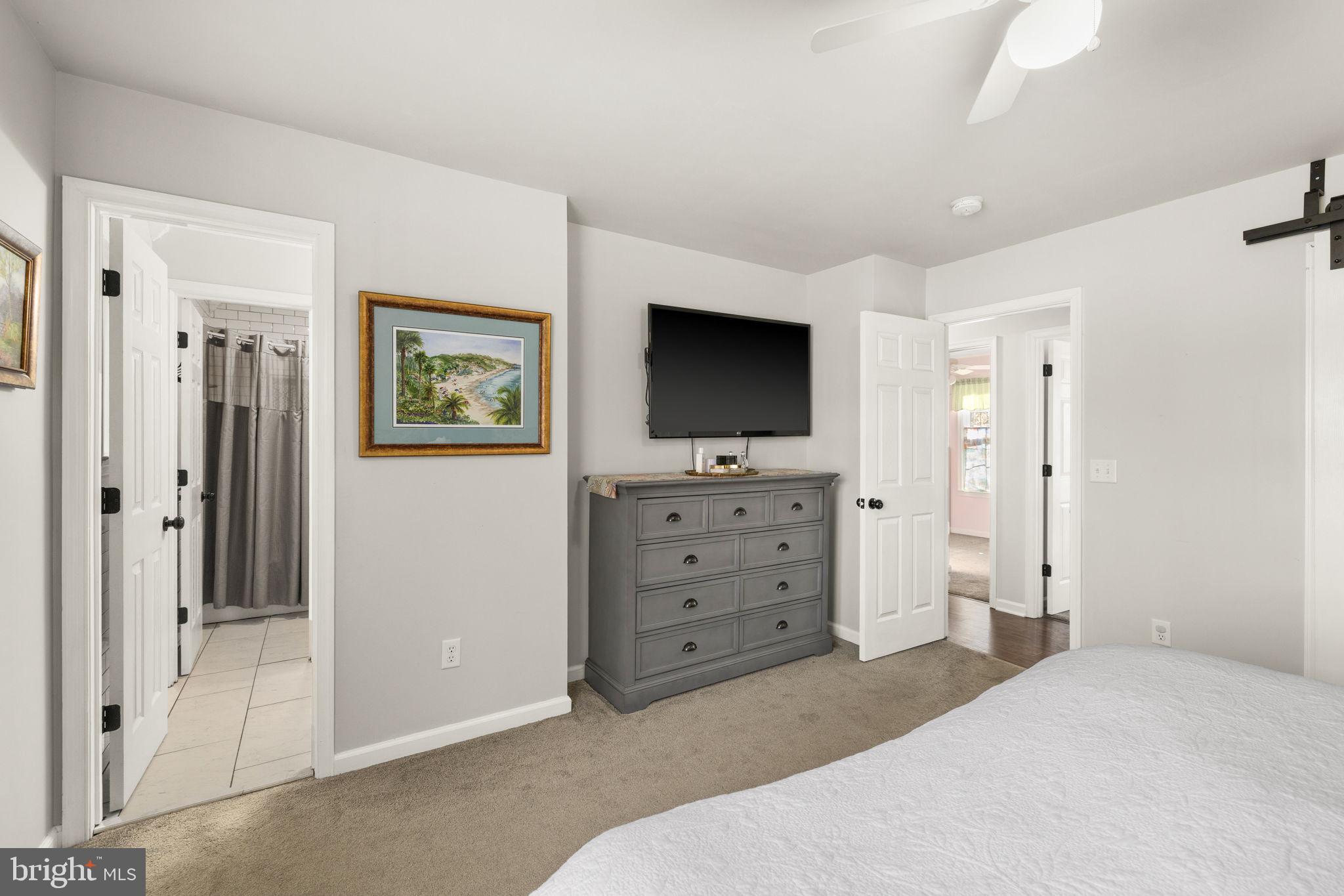 PRESIDENTIAL LAKES - Residential