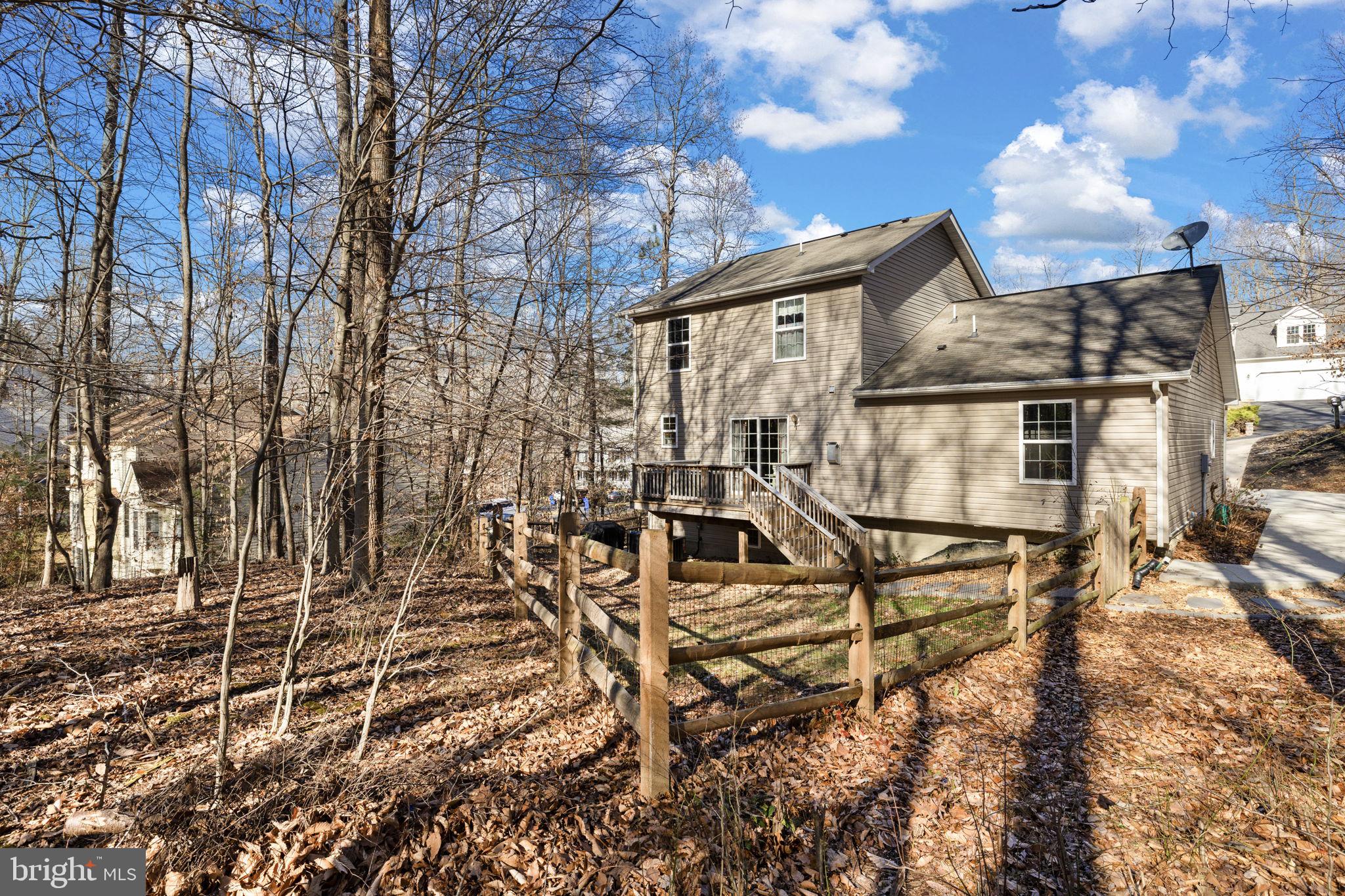 PRESIDENTIAL LAKES - Residential