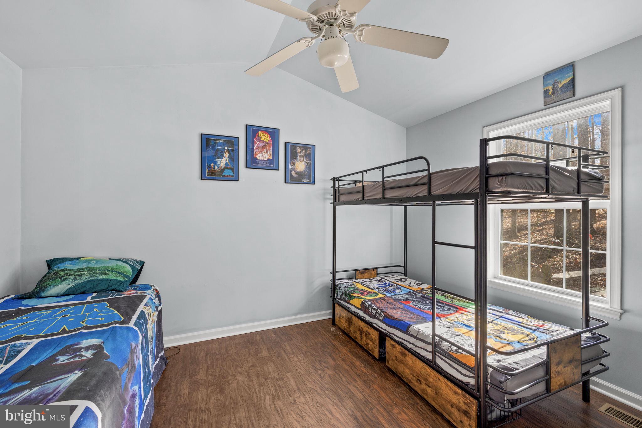 PRESIDENTIAL LAKES - Residential