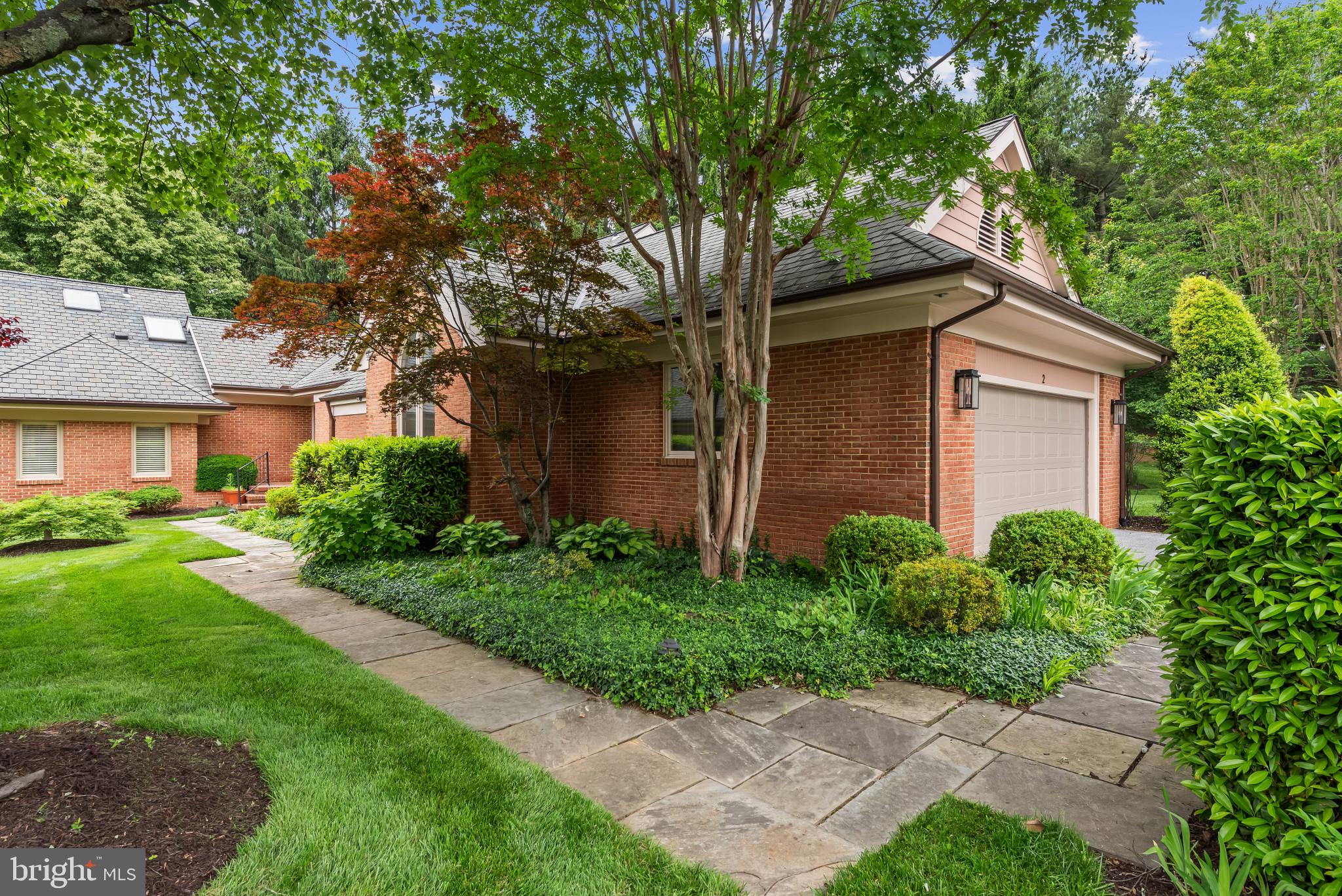 2 FIELDSPRING COURT