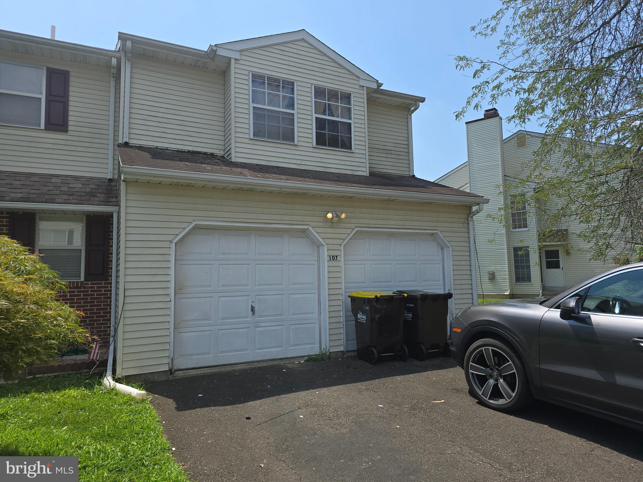 107 JONATHAN DRIVE