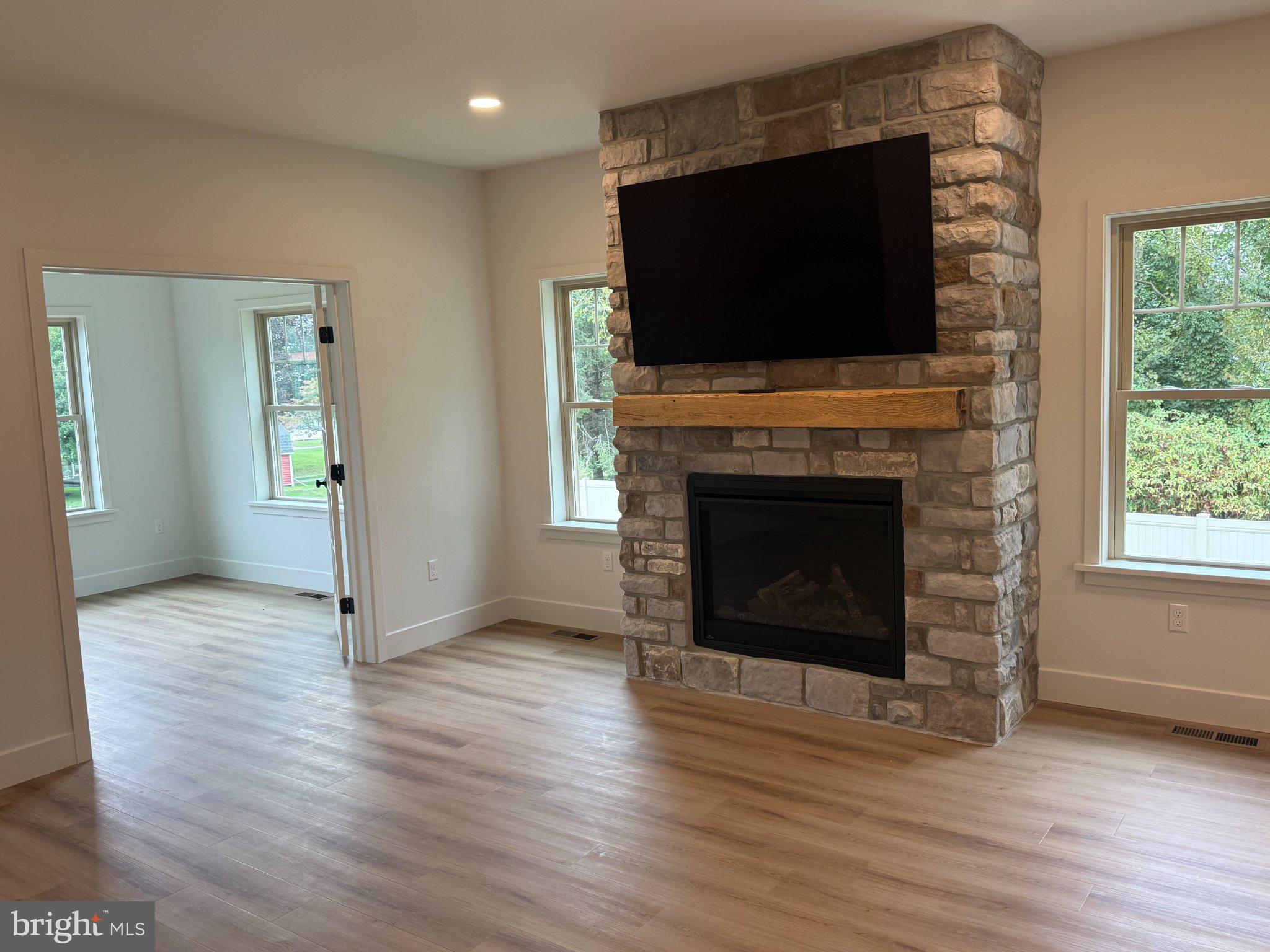 248 PARKSIDE PLACE LOT 4