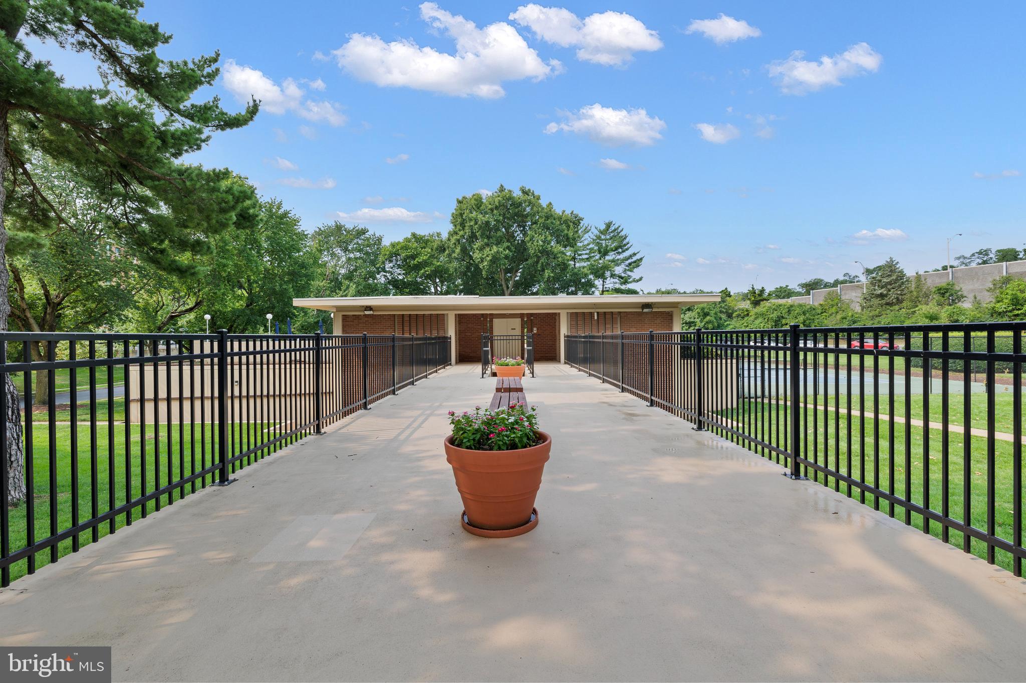 HORIZON HOUSE - Residential