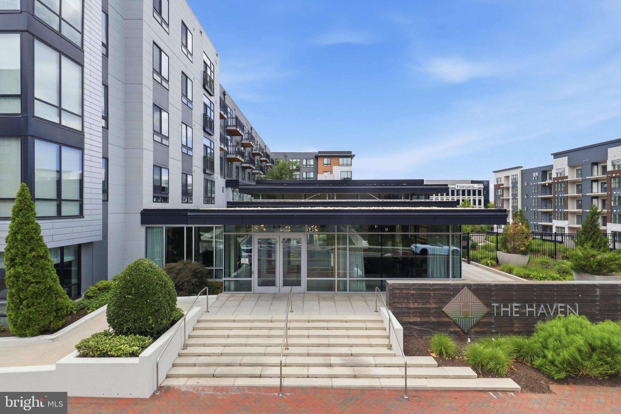 145 RIVERHAVEN DRIVE 550