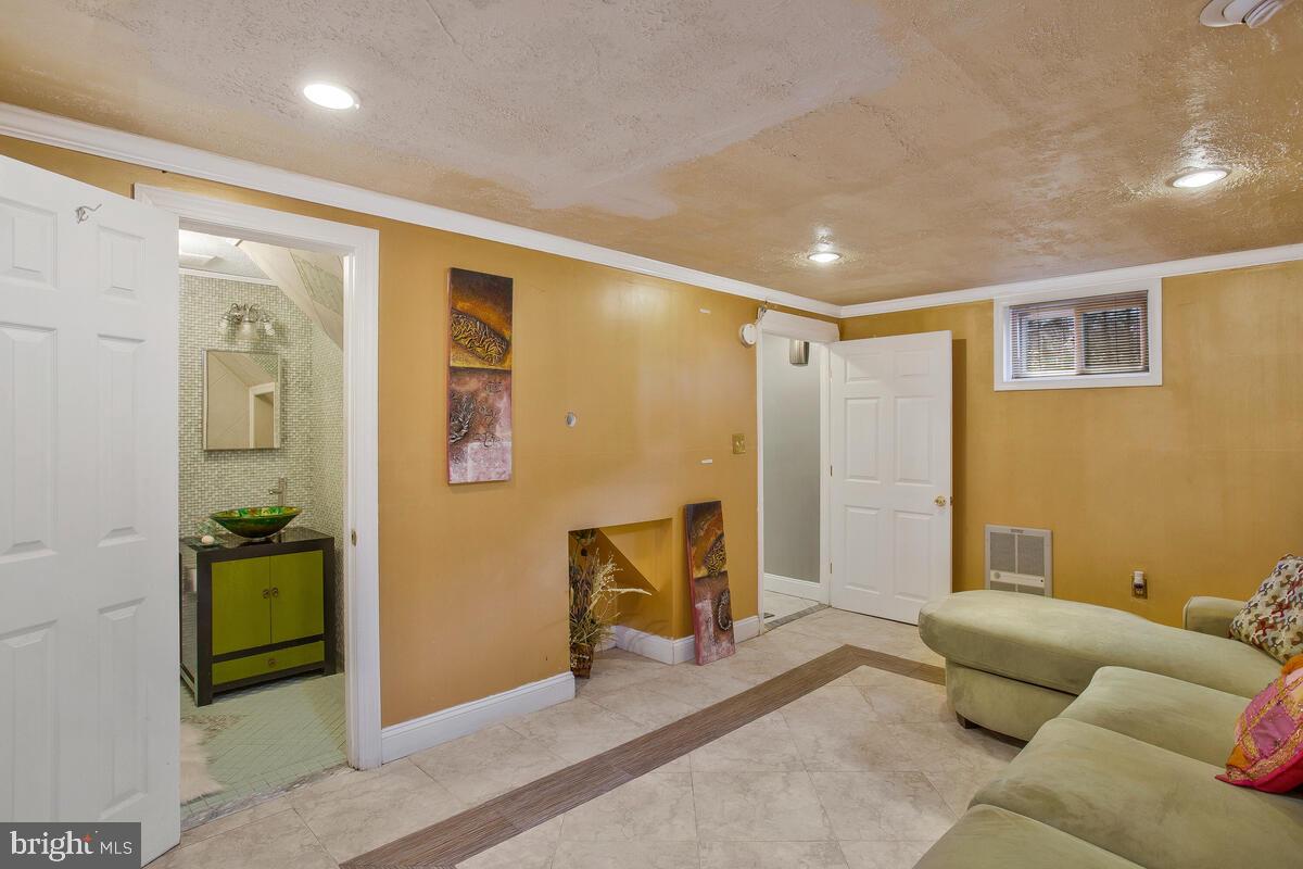 AVONDALE GROVE - Residential