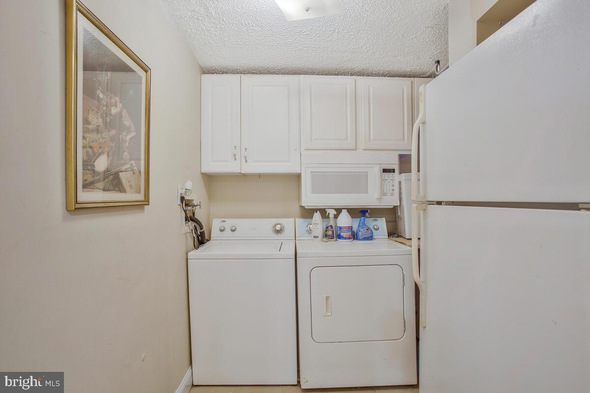 AVONDALE GROVE - Residential