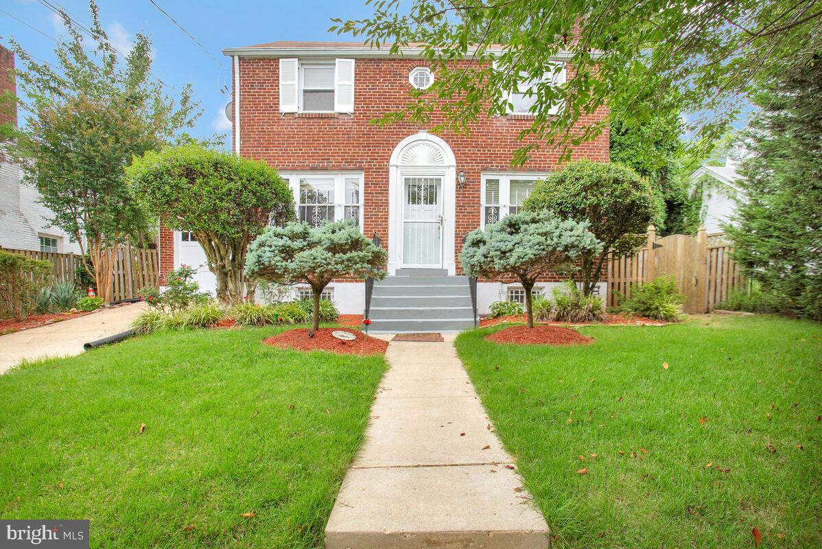 AVONDALE GROVE - Residential