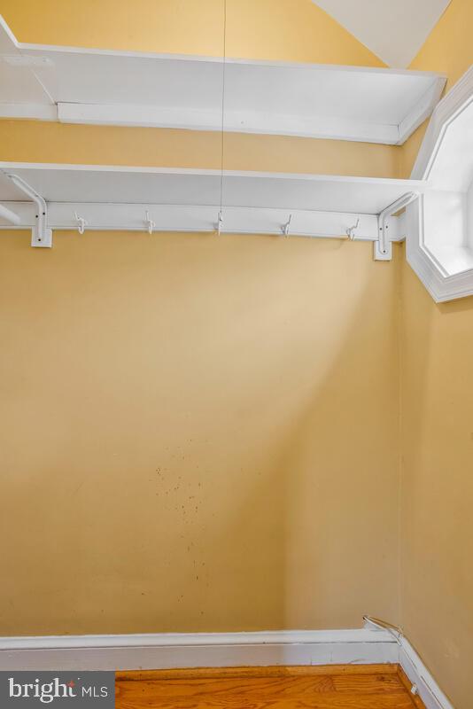 AVONDALE GROVE - Residential