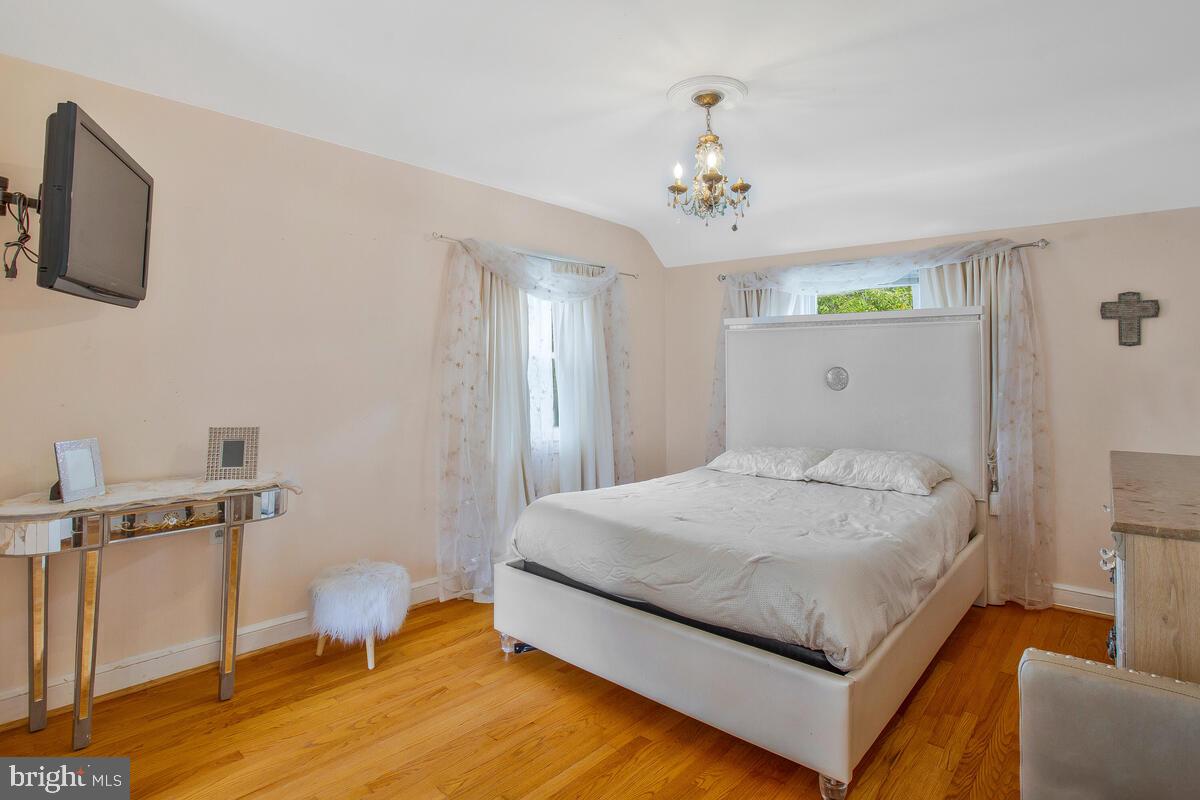 AVONDALE GROVE - Residential