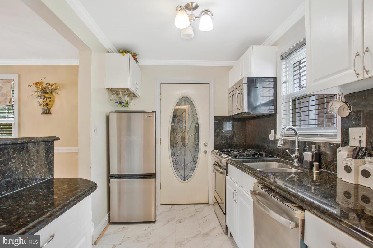 AVONDALE GROVE - Residential