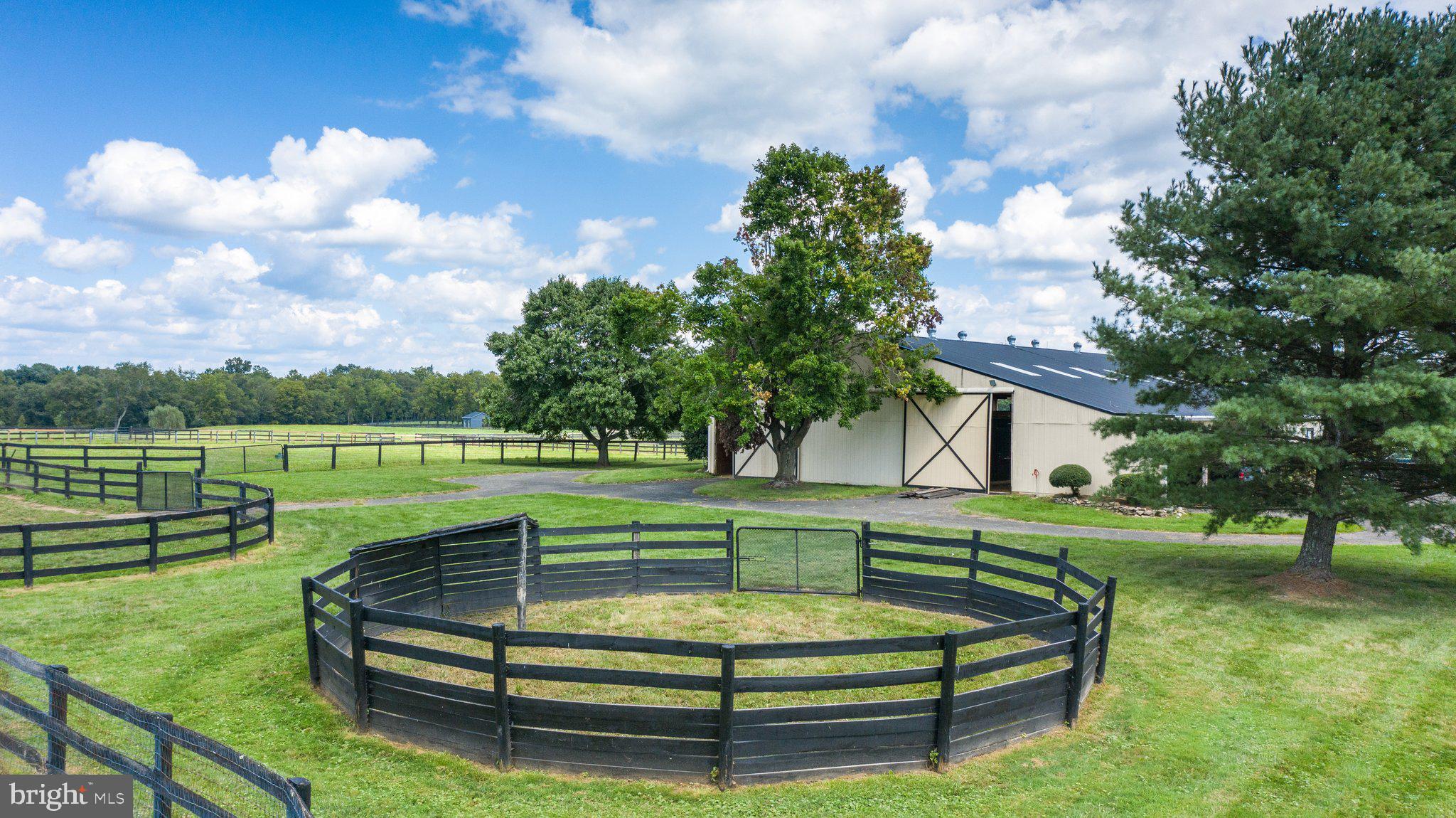 ATOKA CHASE - Residential