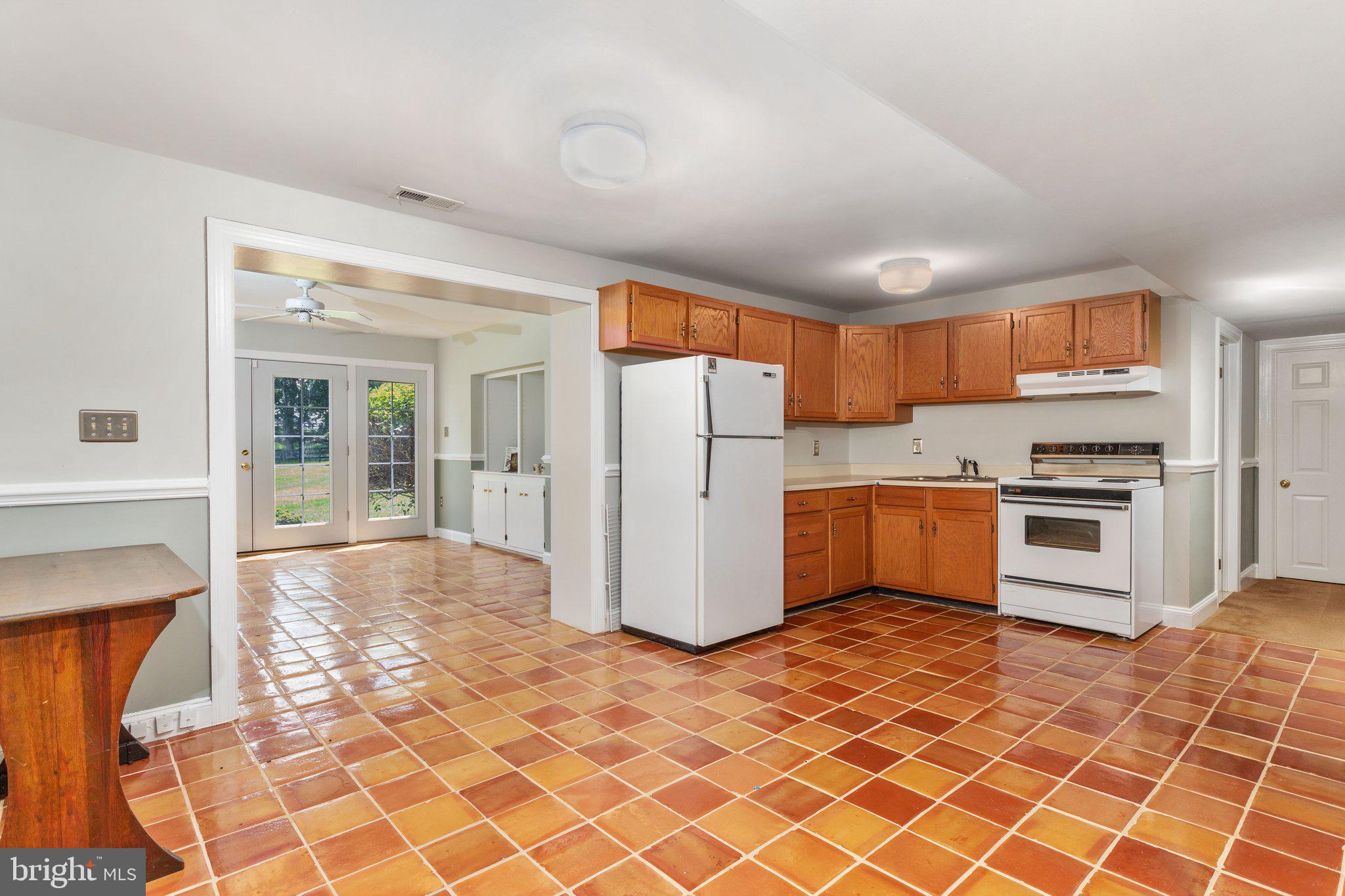 ATOKA CHASE - Residential