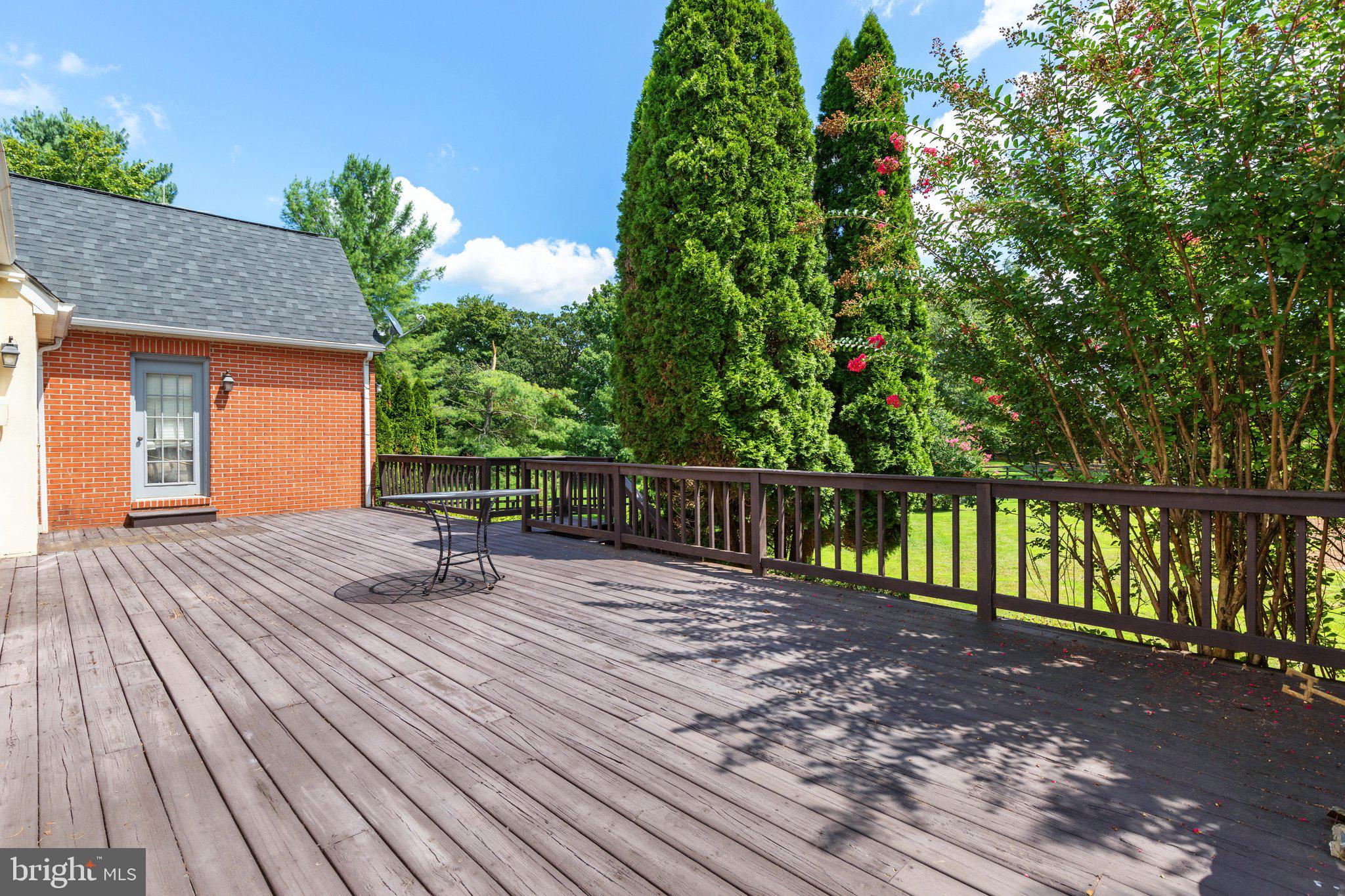 ATOKA CHASE - Residential