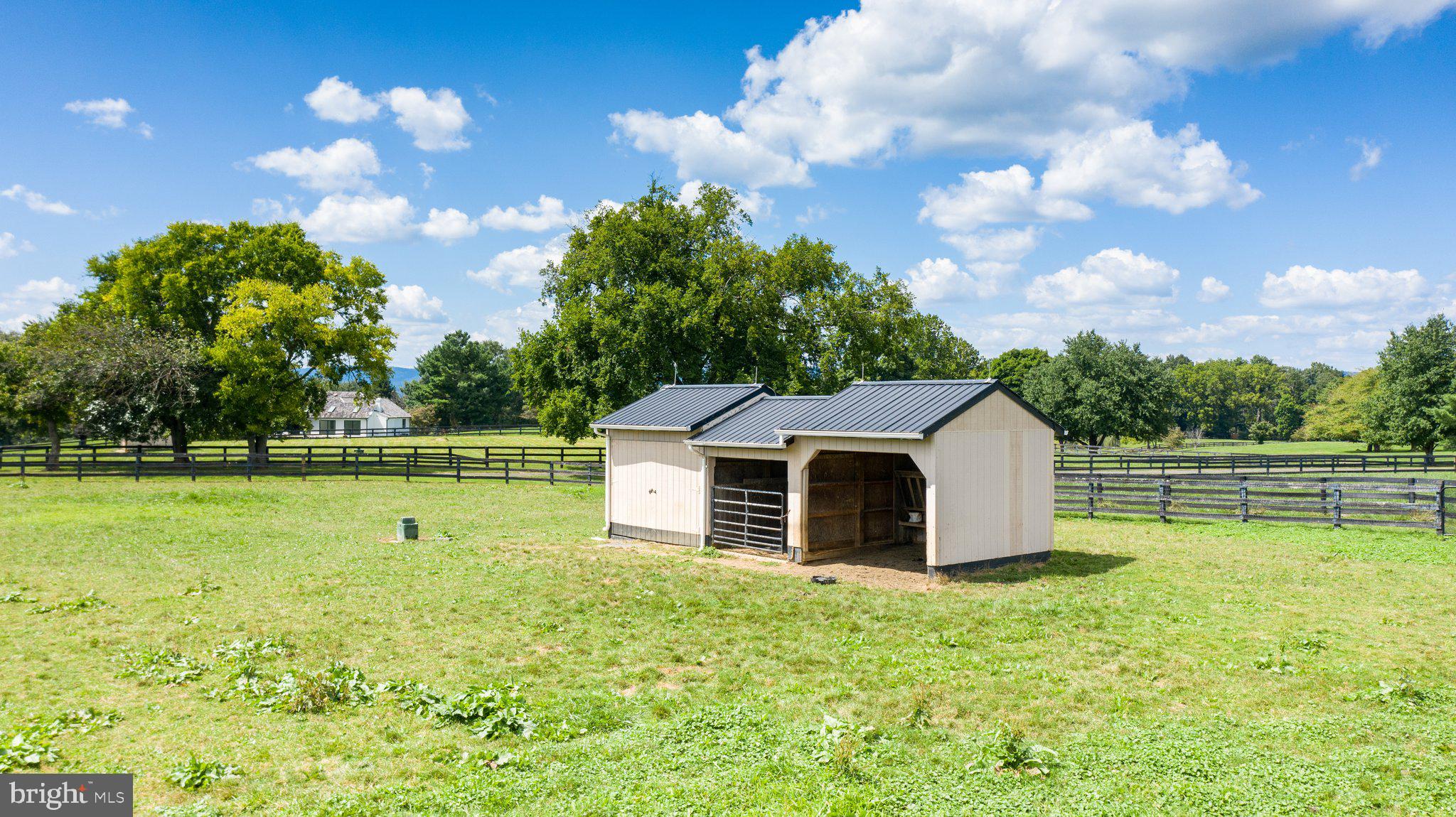 ATOKA CHASE - Residential