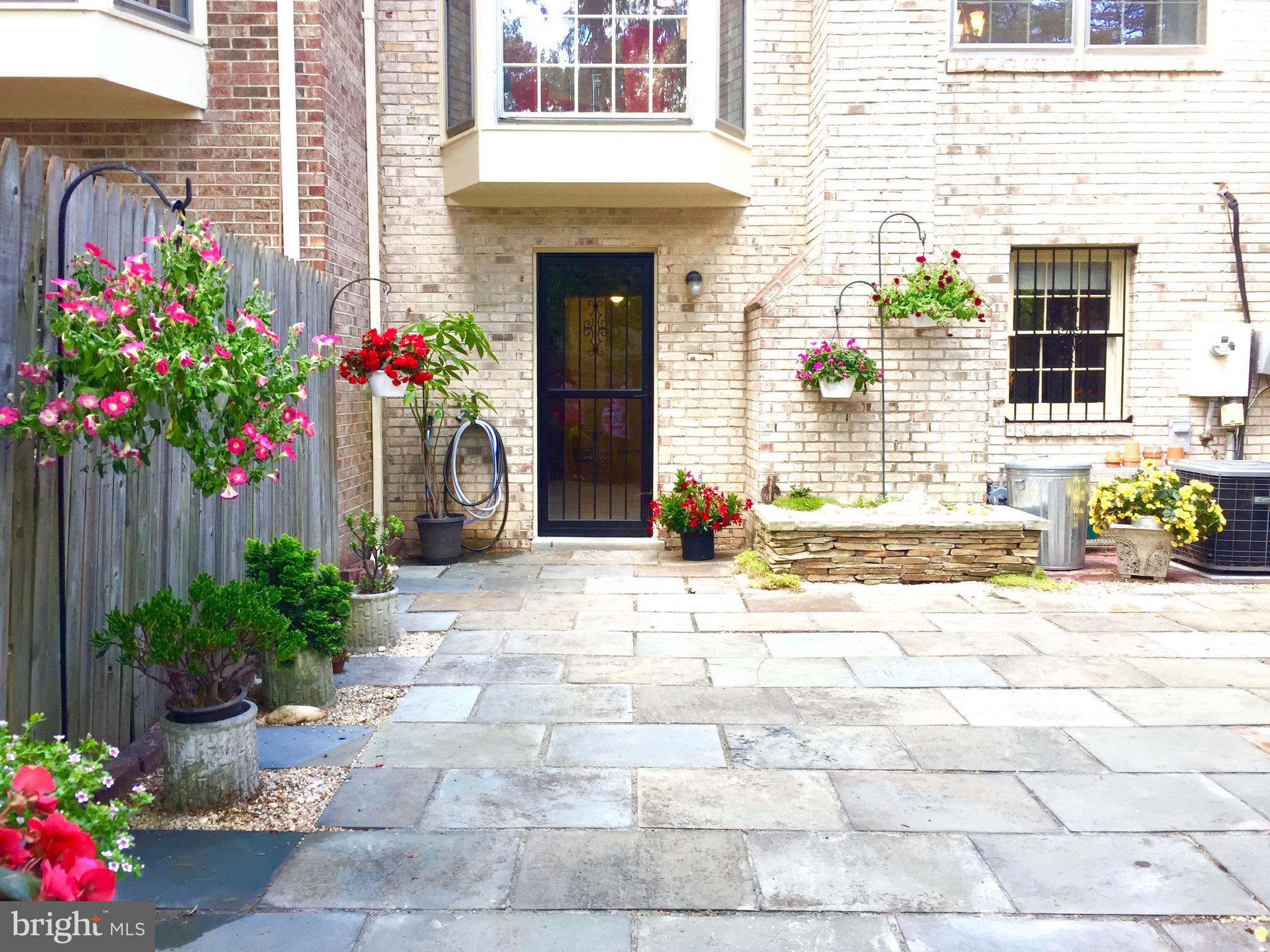 VINEWOOD - Residential