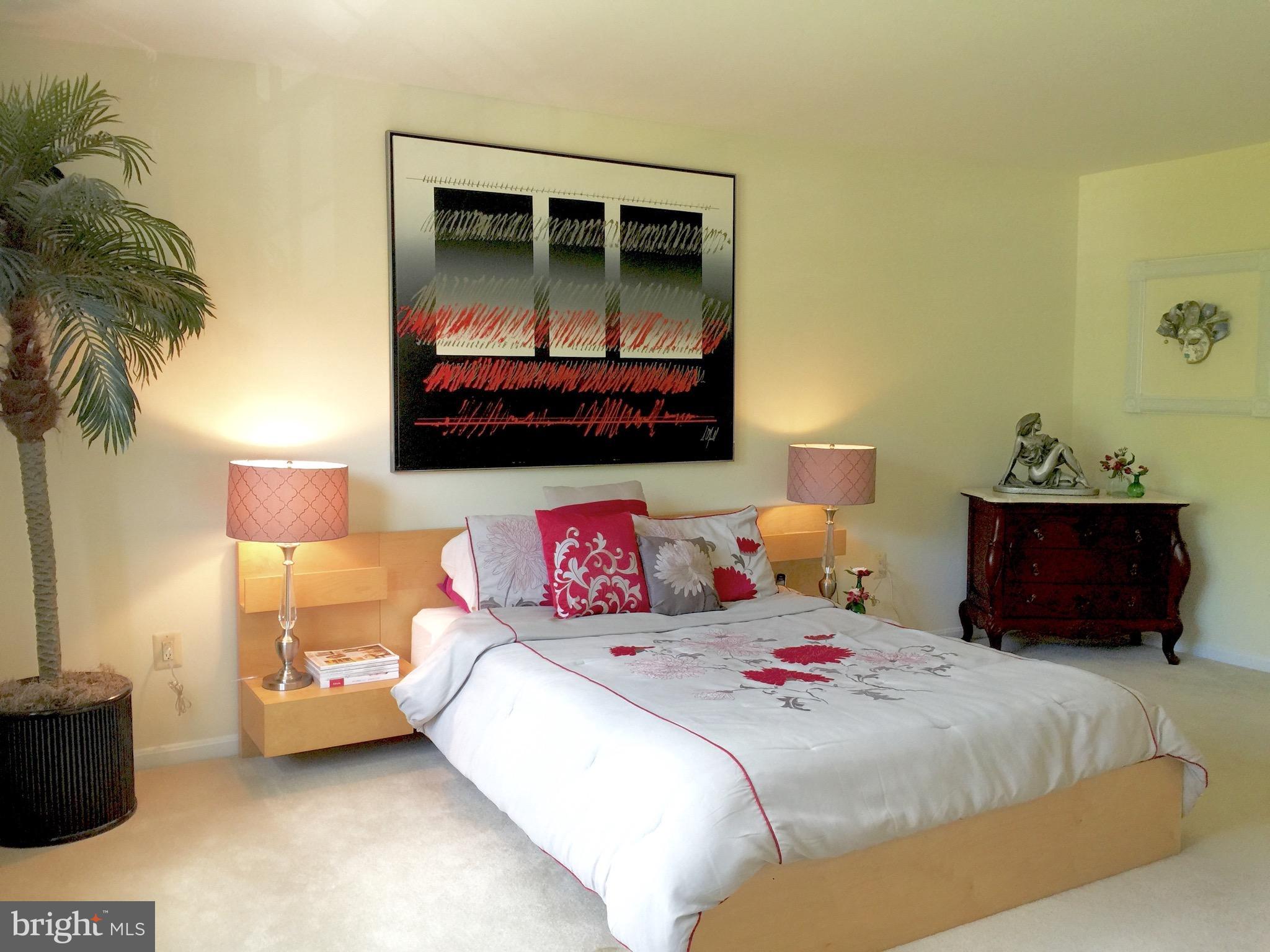 VINEWOOD - Residential