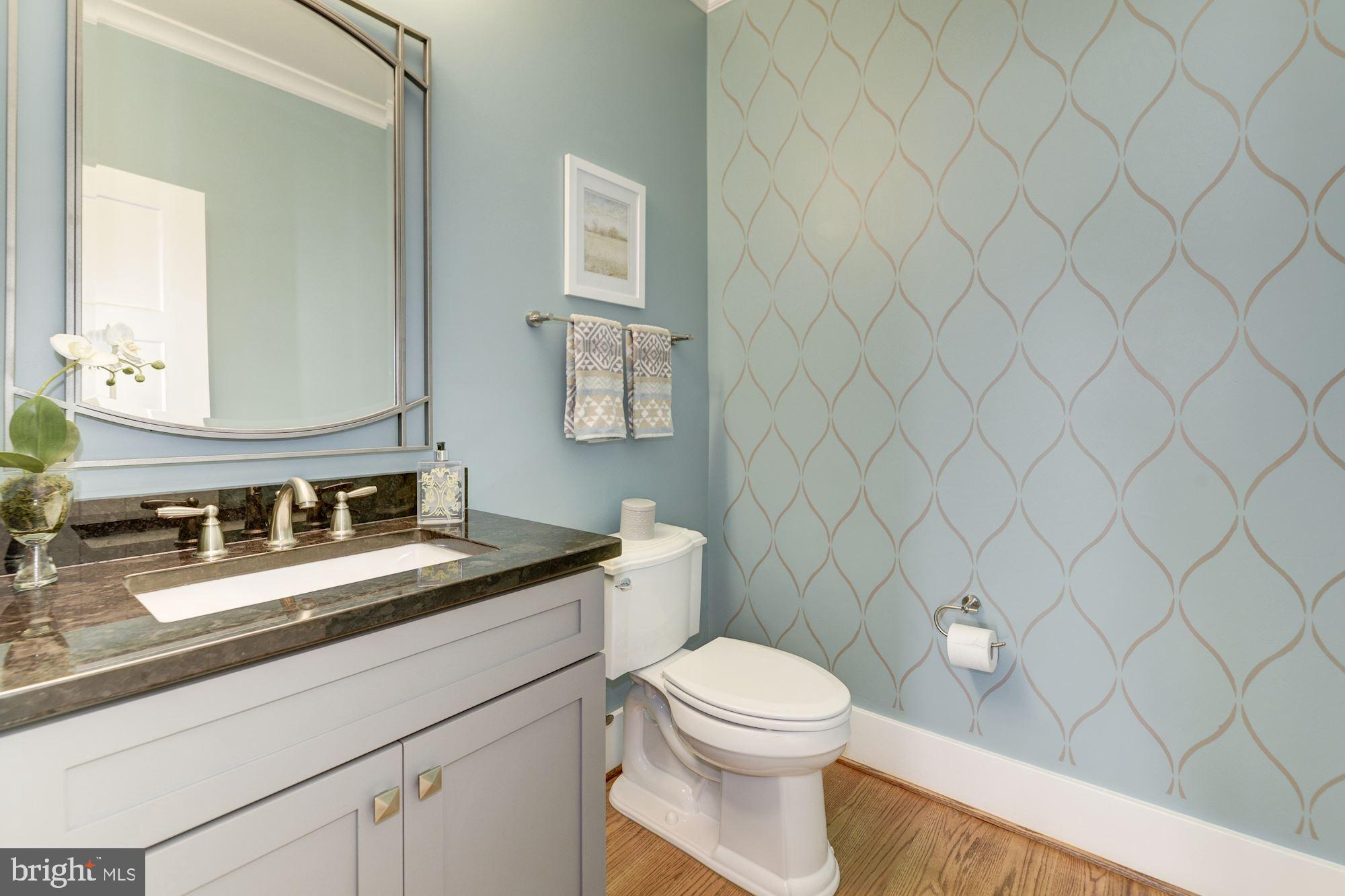 THE WILLIAMSBURG - Residential