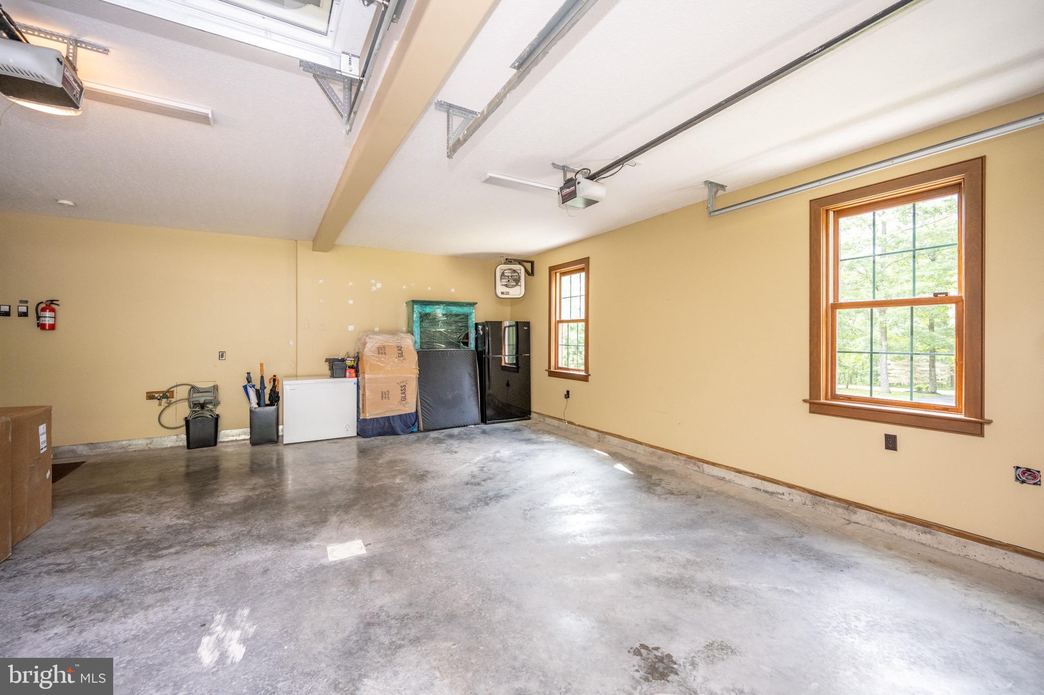 SOUTH WOODS - Residential