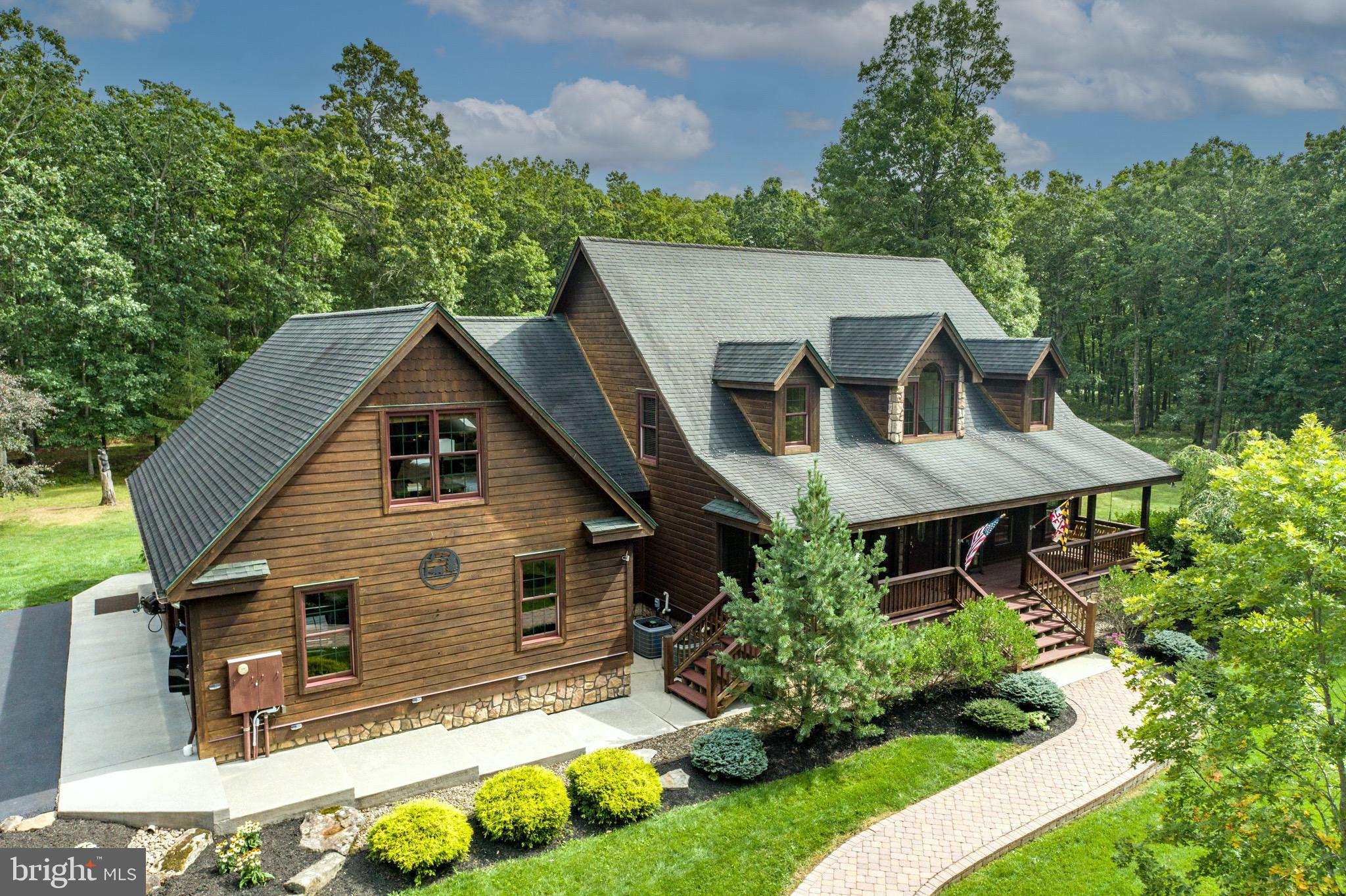 SOUTH WOODS - Residential