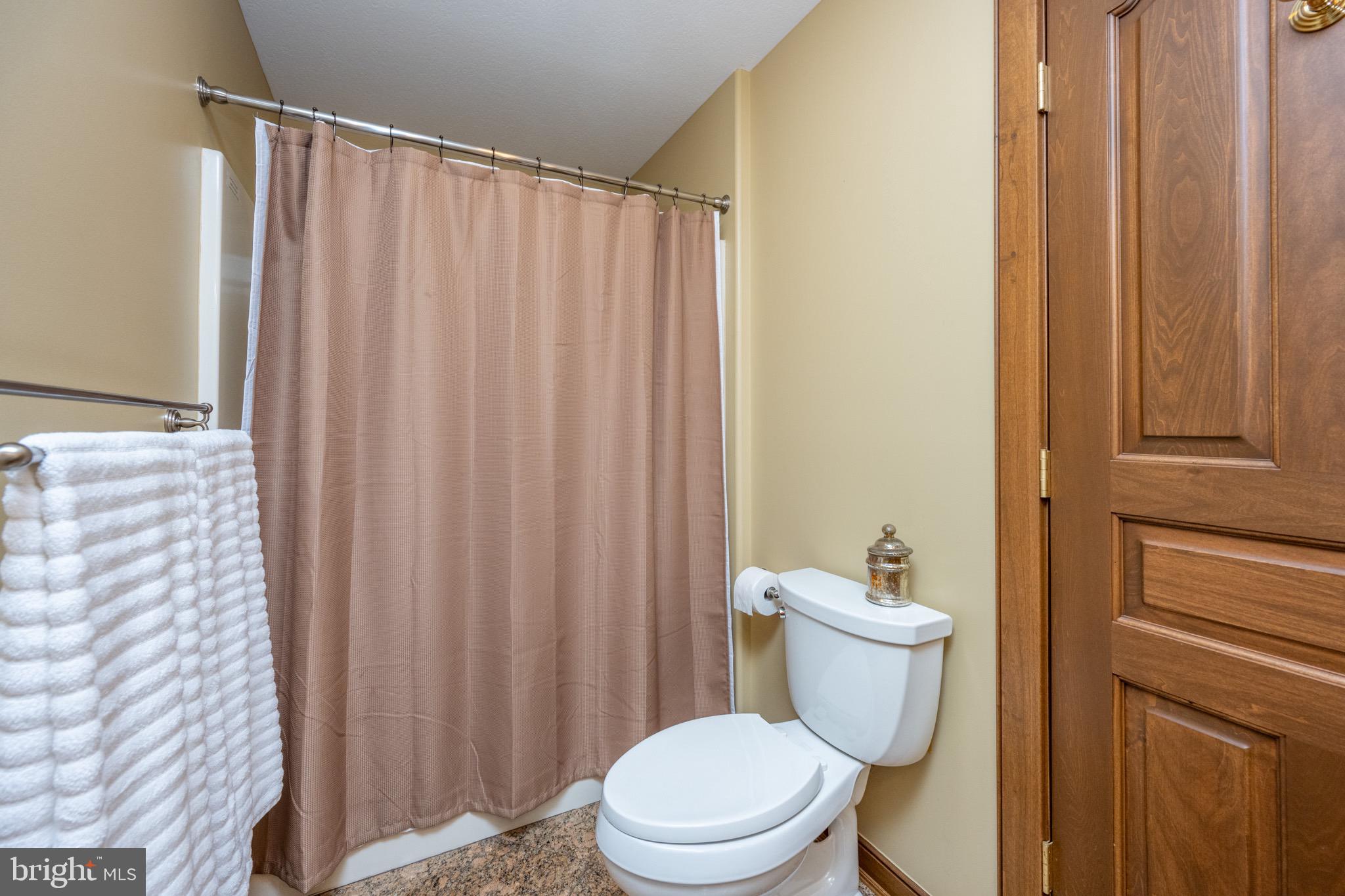 SOUTH WOODS - Residential