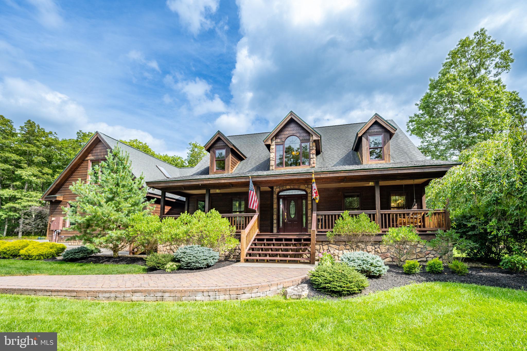 SOUTH WOODS - Residential