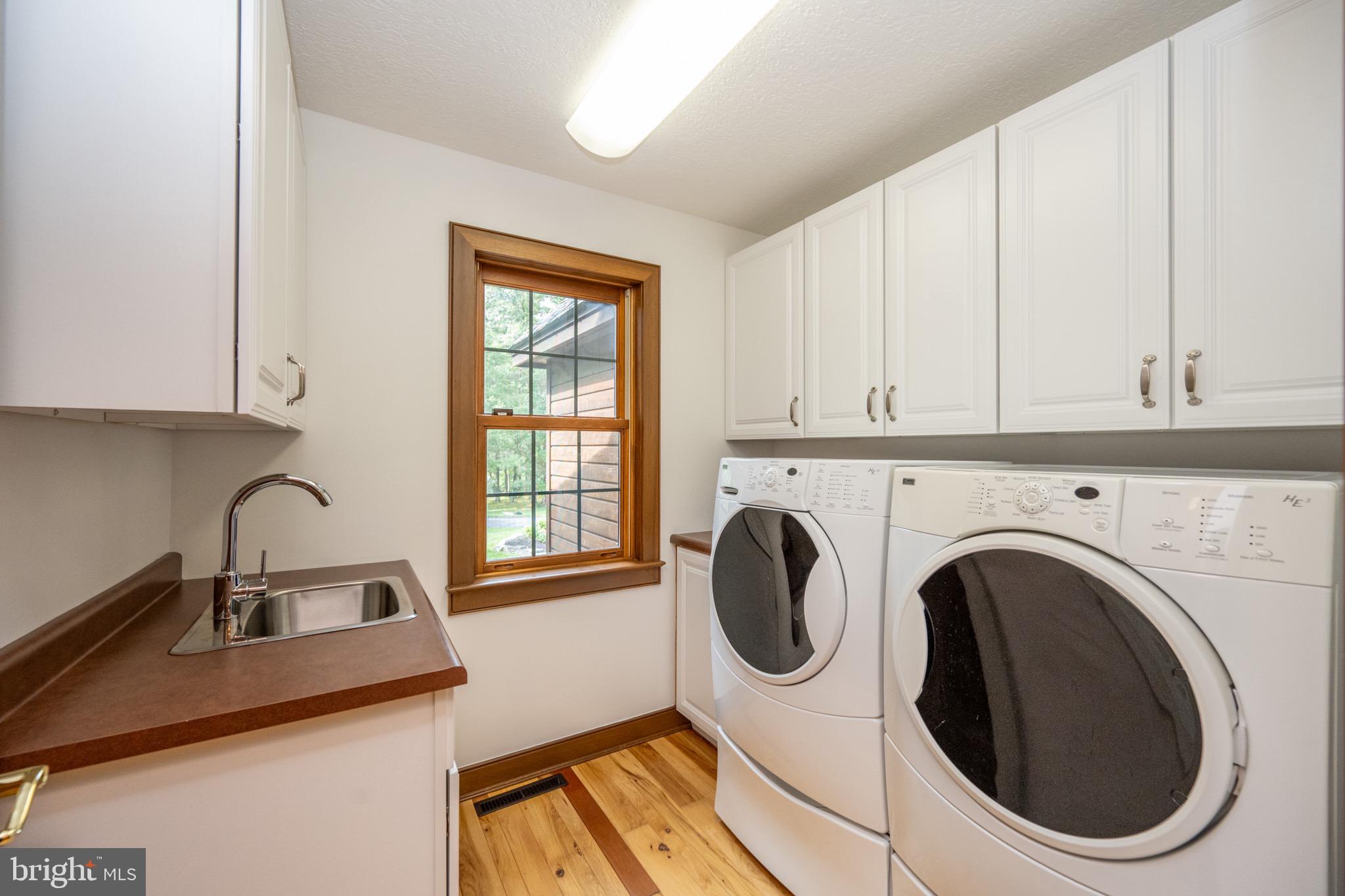 SOUTH WOODS - Residential