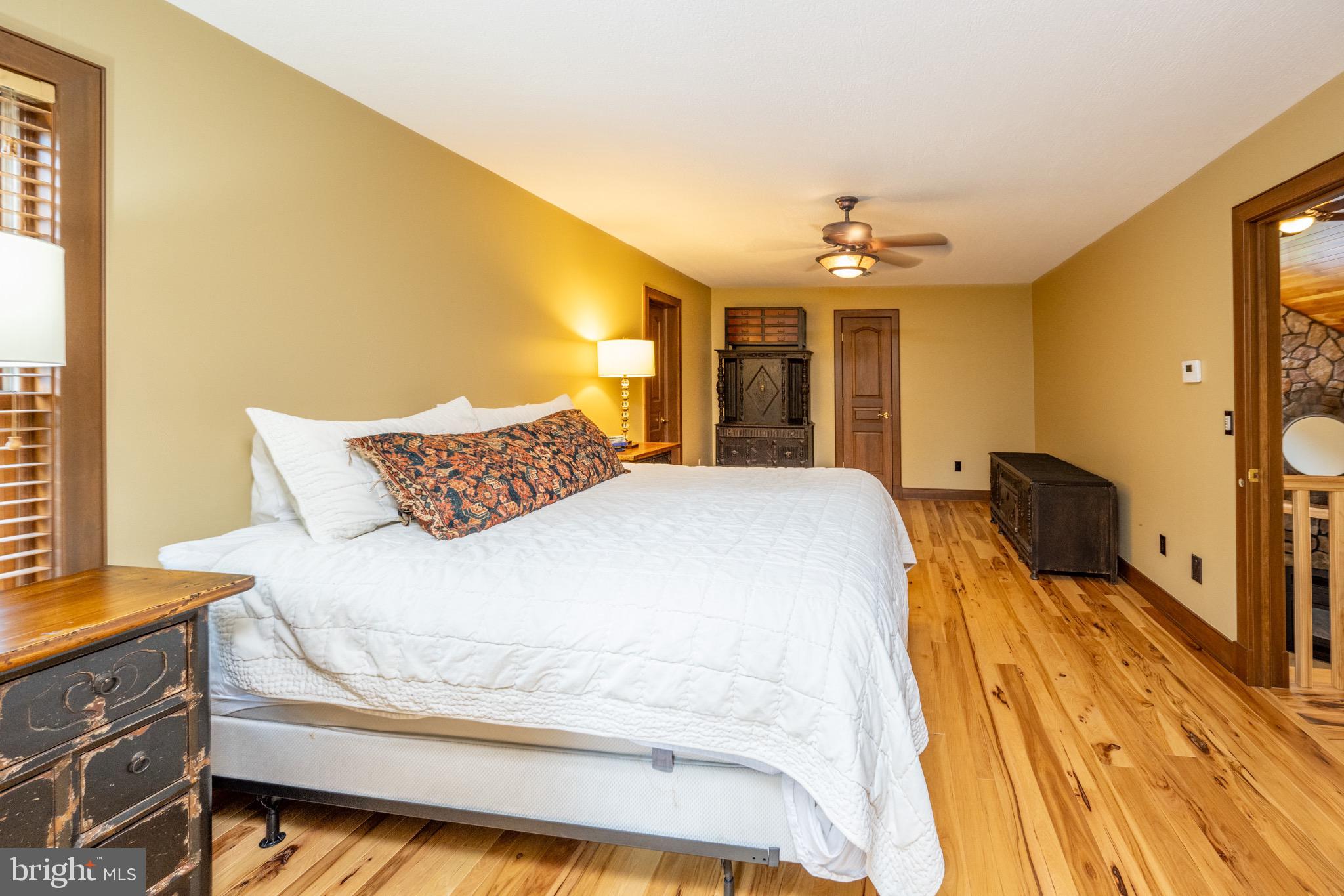 SOUTH WOODS - Residential