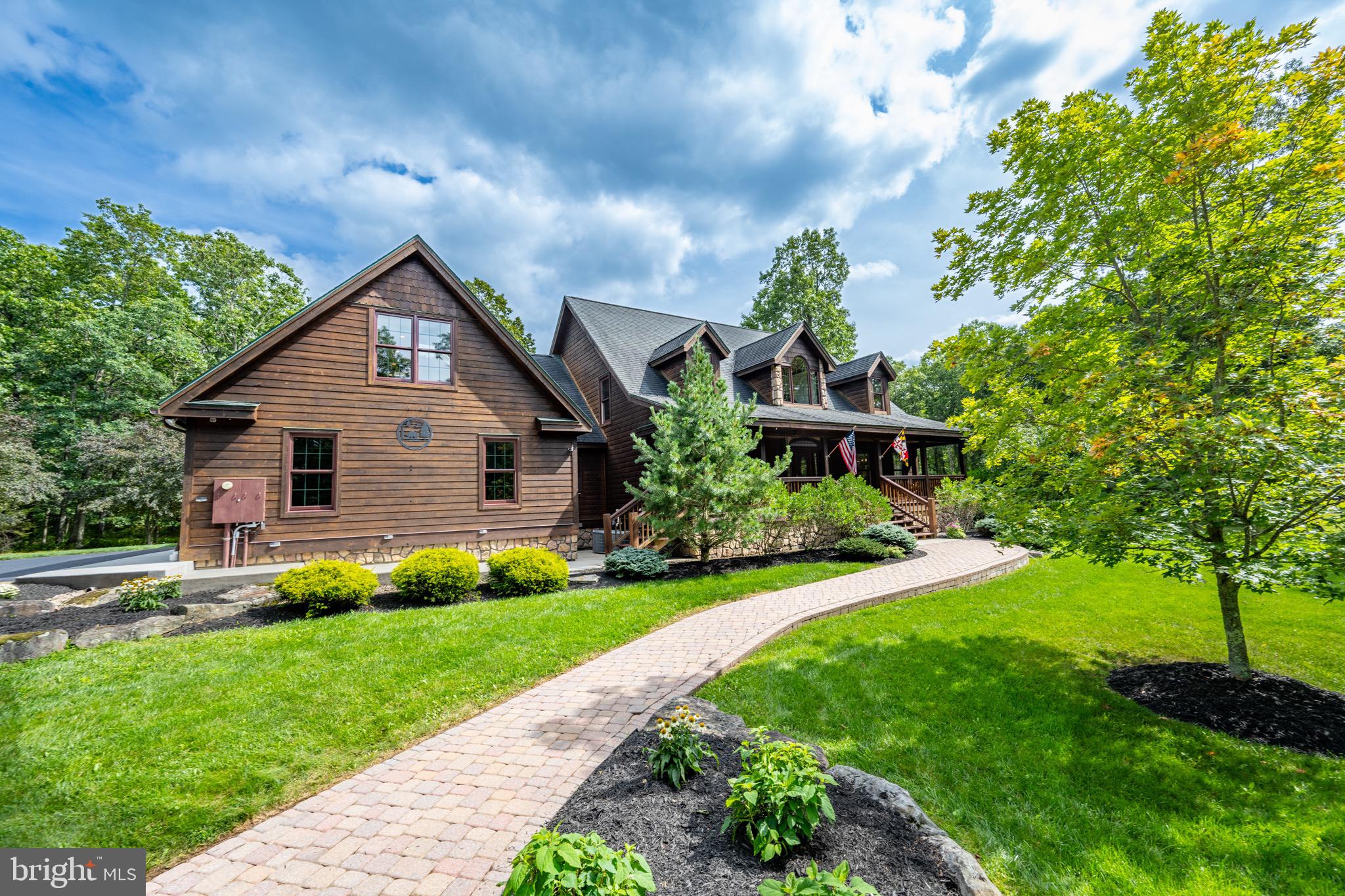 SOUTH WOODS - Residential