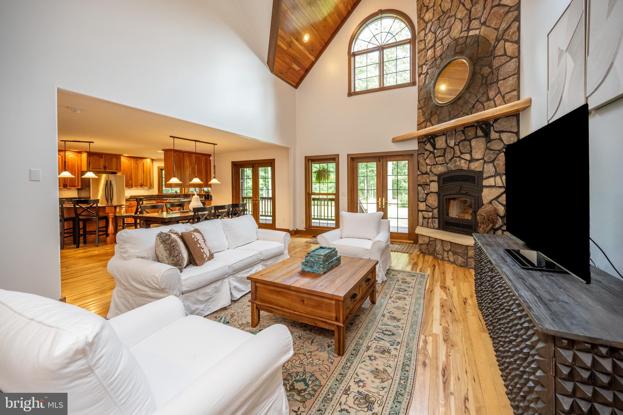 SOUTH WOODS - Residential