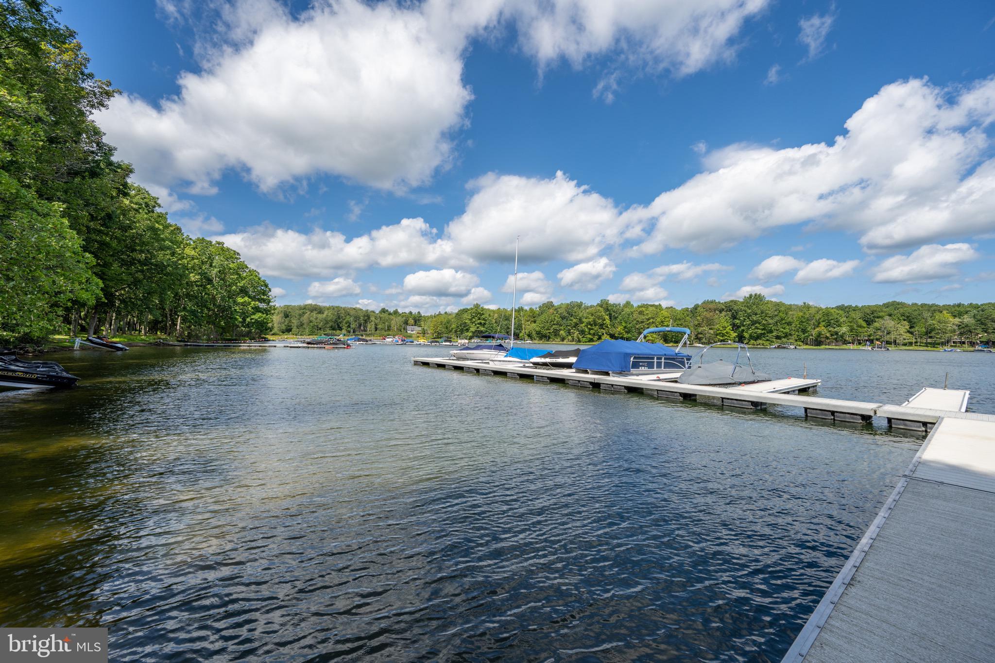 SOUTH WOODS - Residential