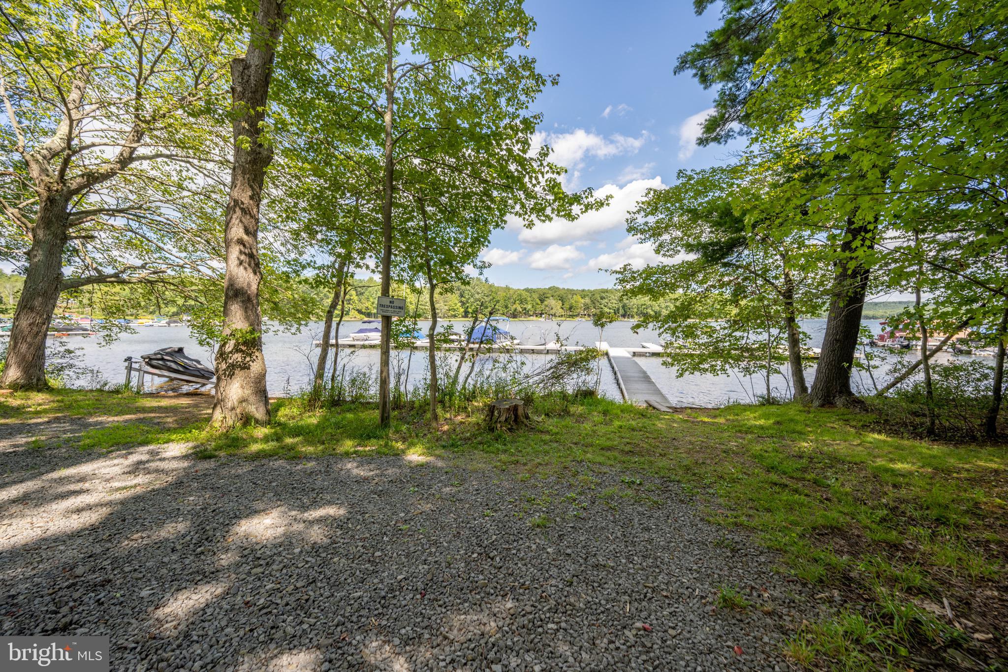 SOUTH WOODS - Residential