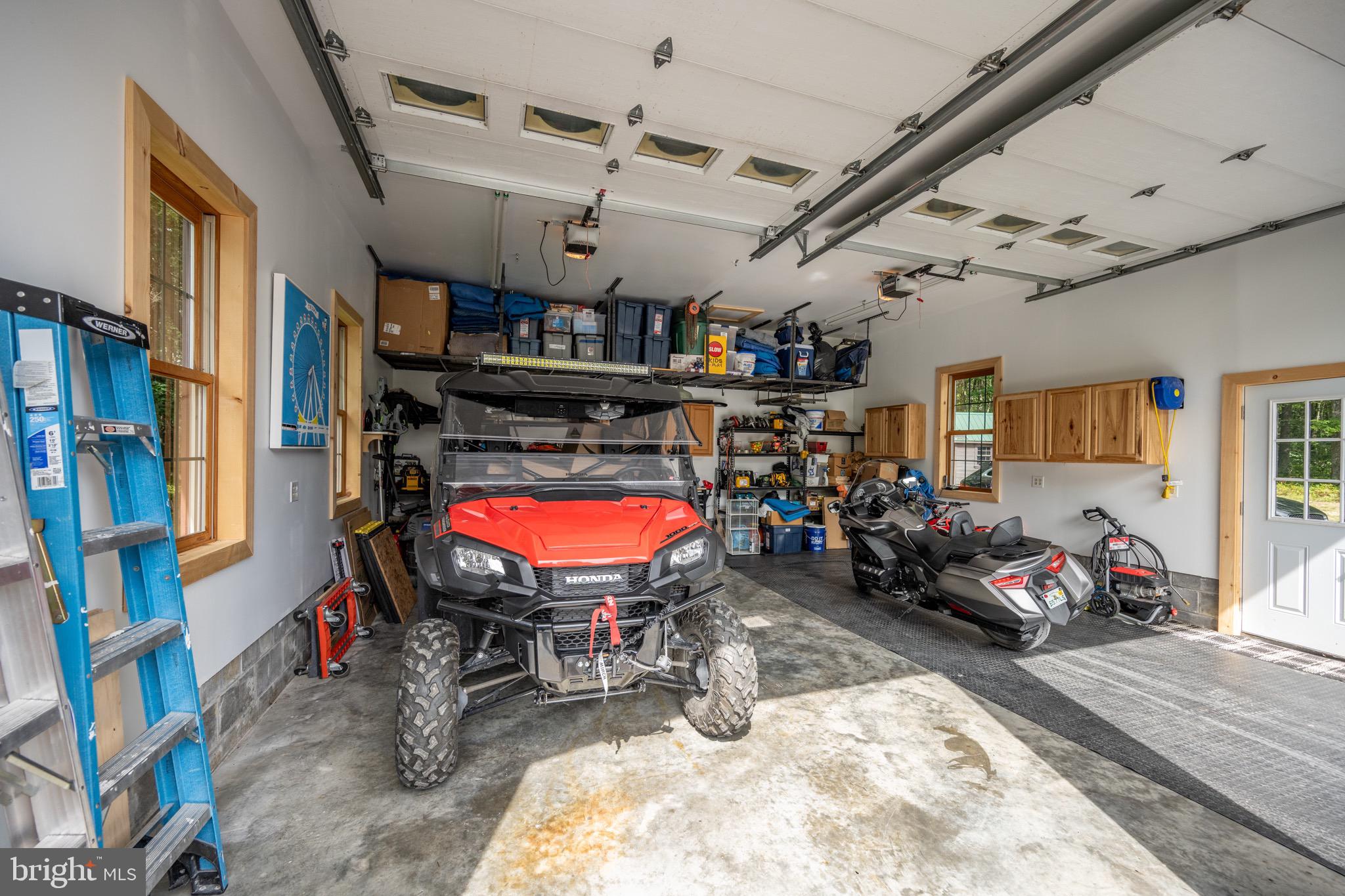 SOUTH WOODS - Residential