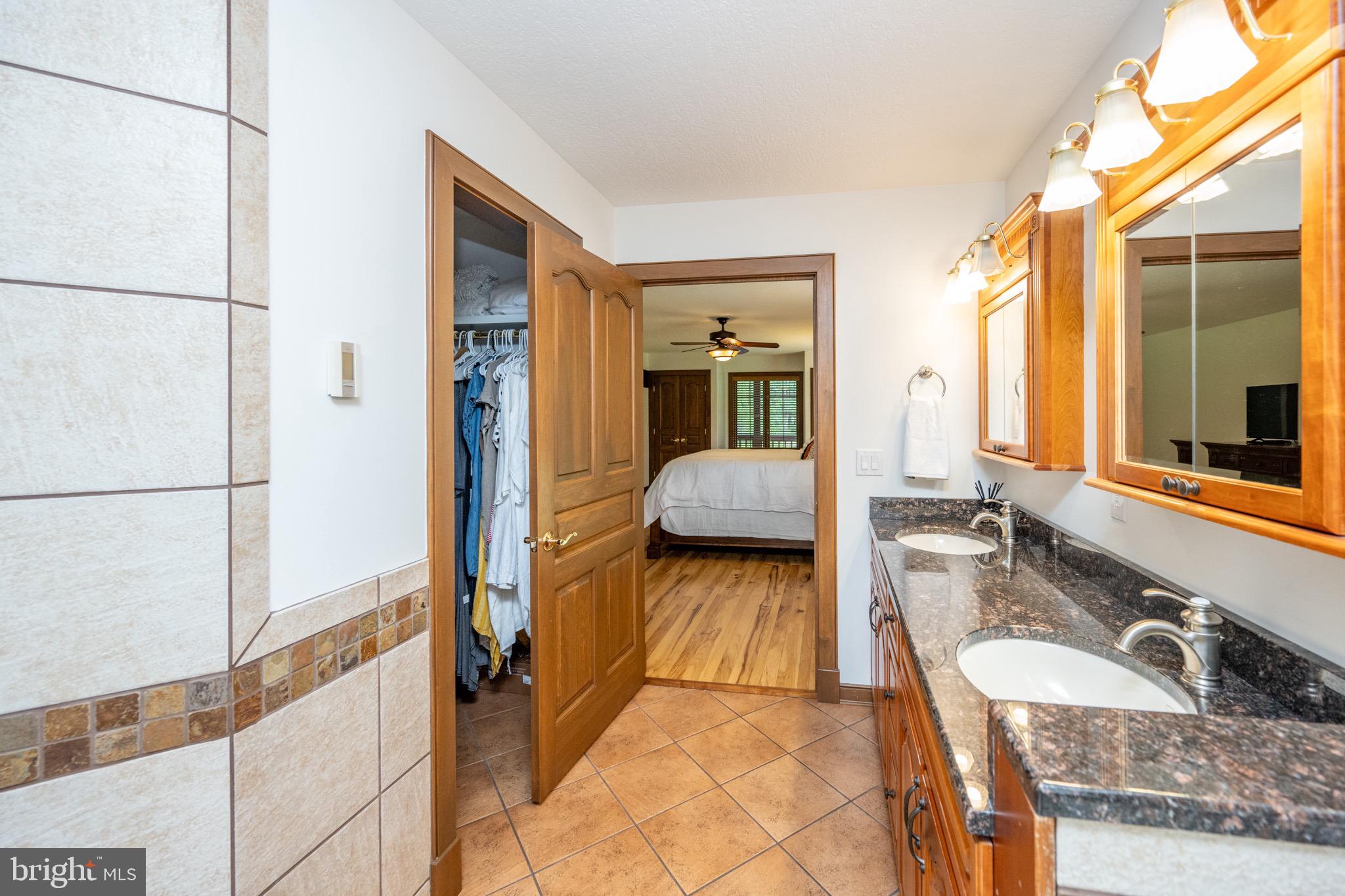 SOUTH WOODS - Residential