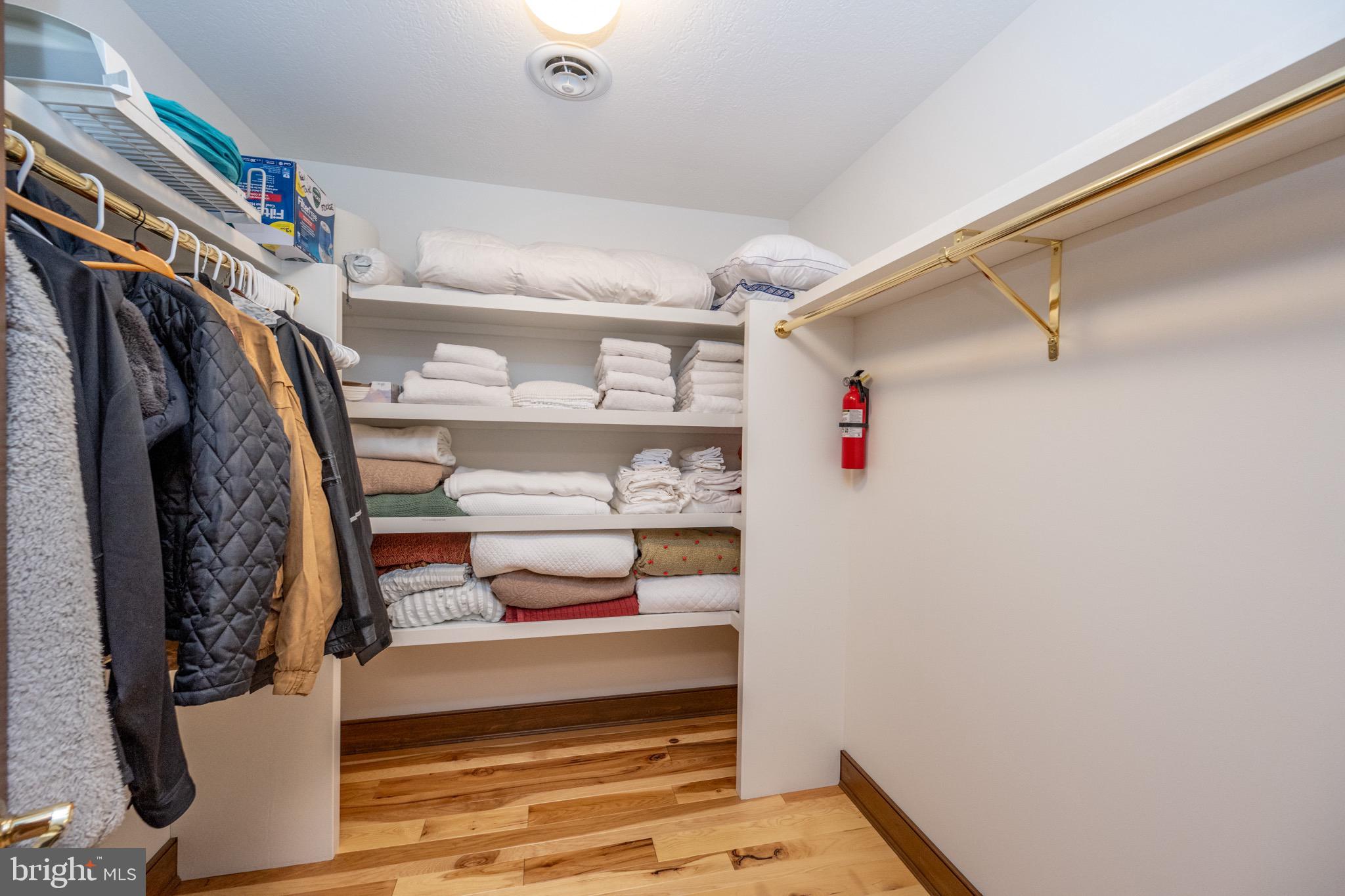 SOUTH WOODS - Residential