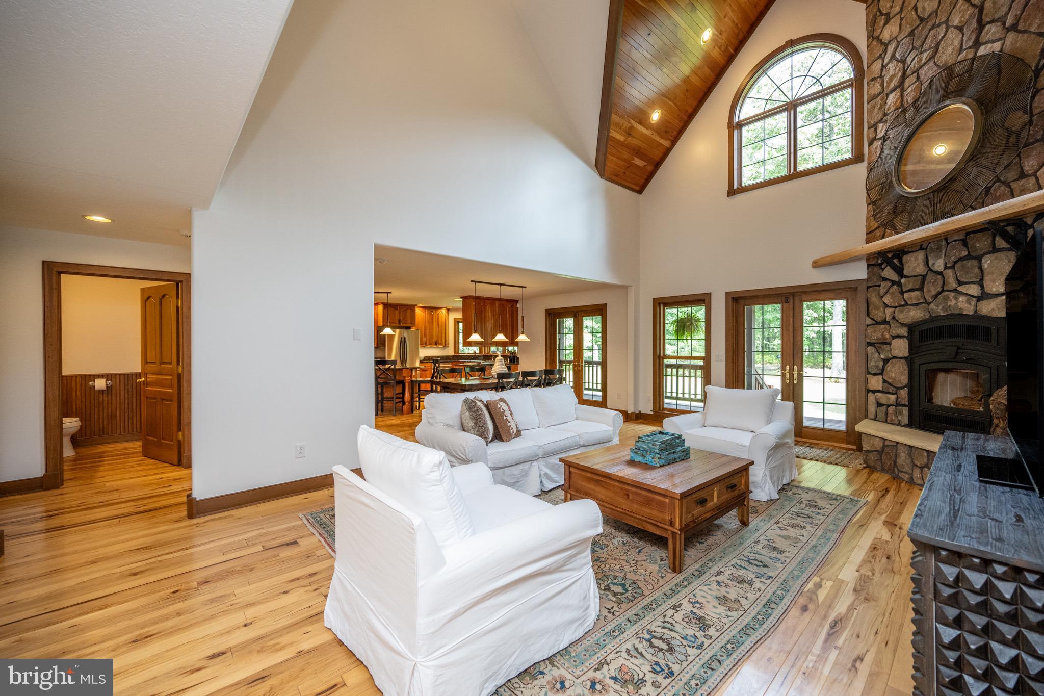 SOUTH WOODS - Residential