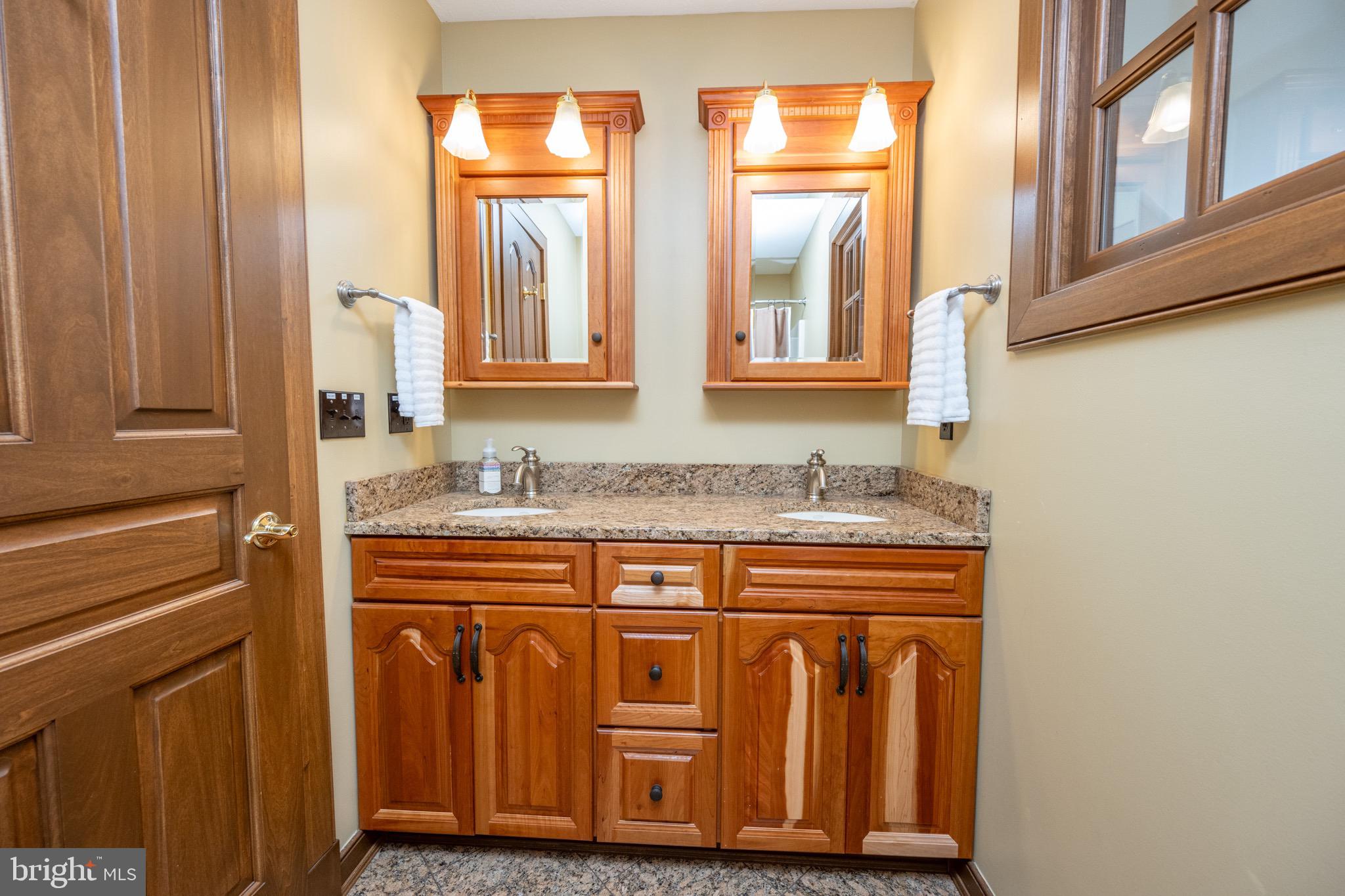 SOUTH WOODS - Residential