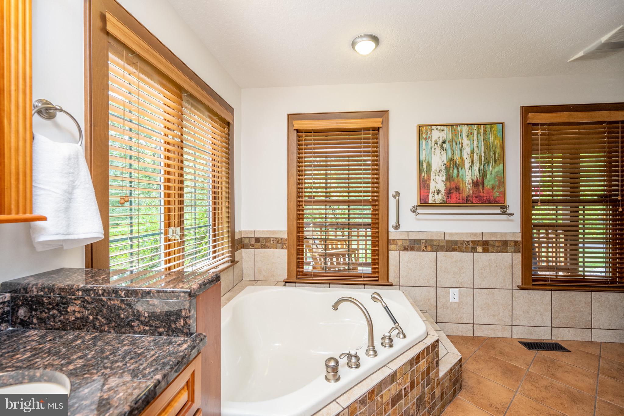 SOUTH WOODS - Residential