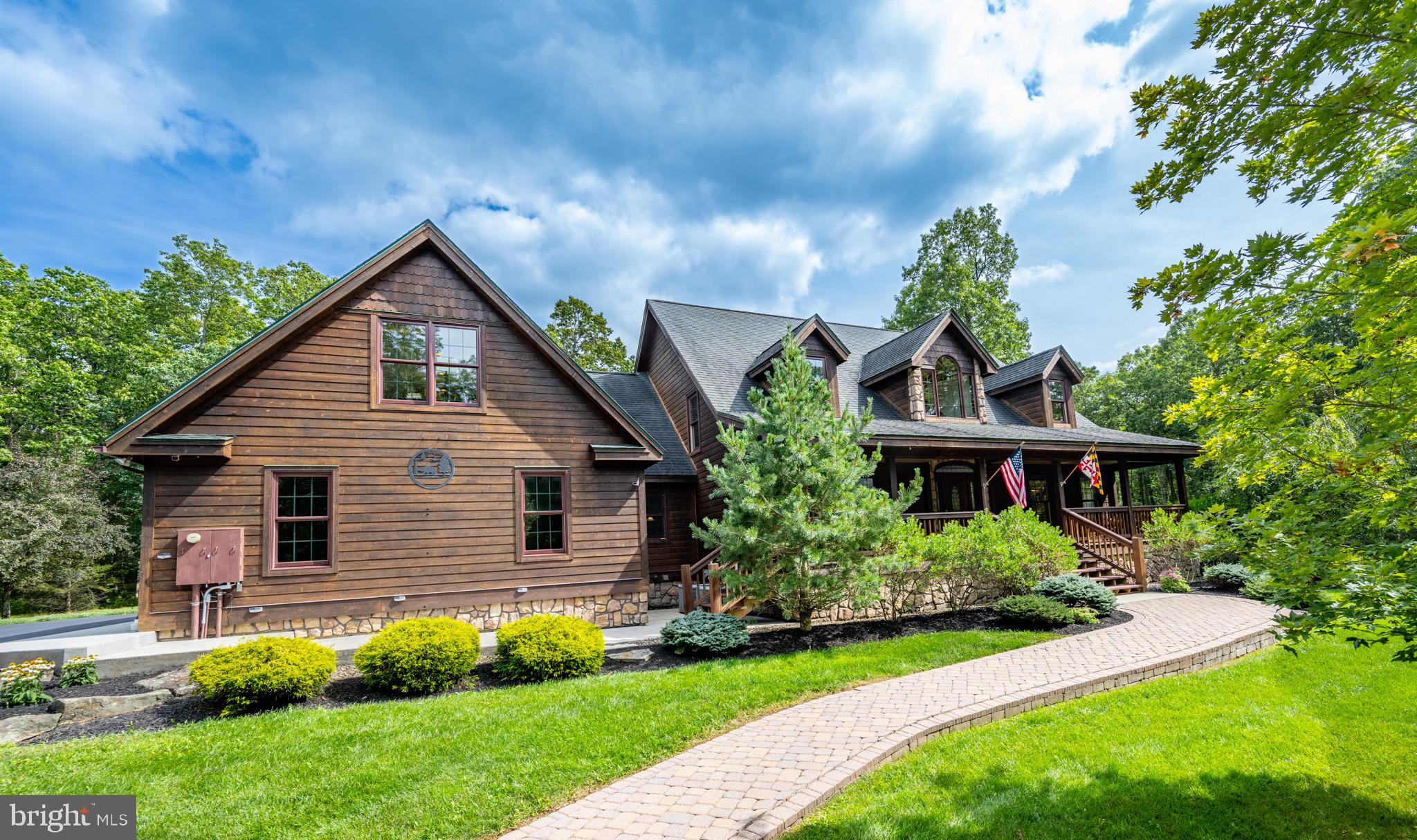 SOUTH WOODS - Residential