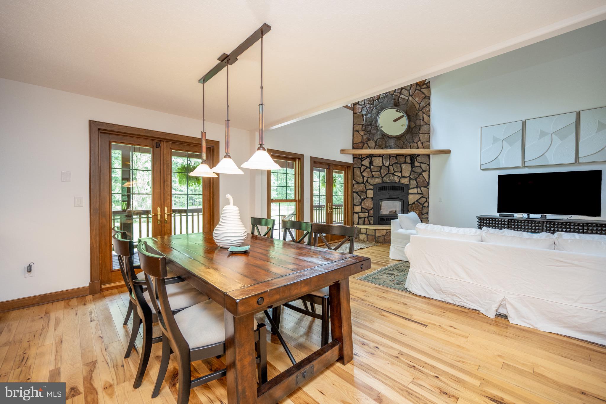 SOUTH WOODS - Residential